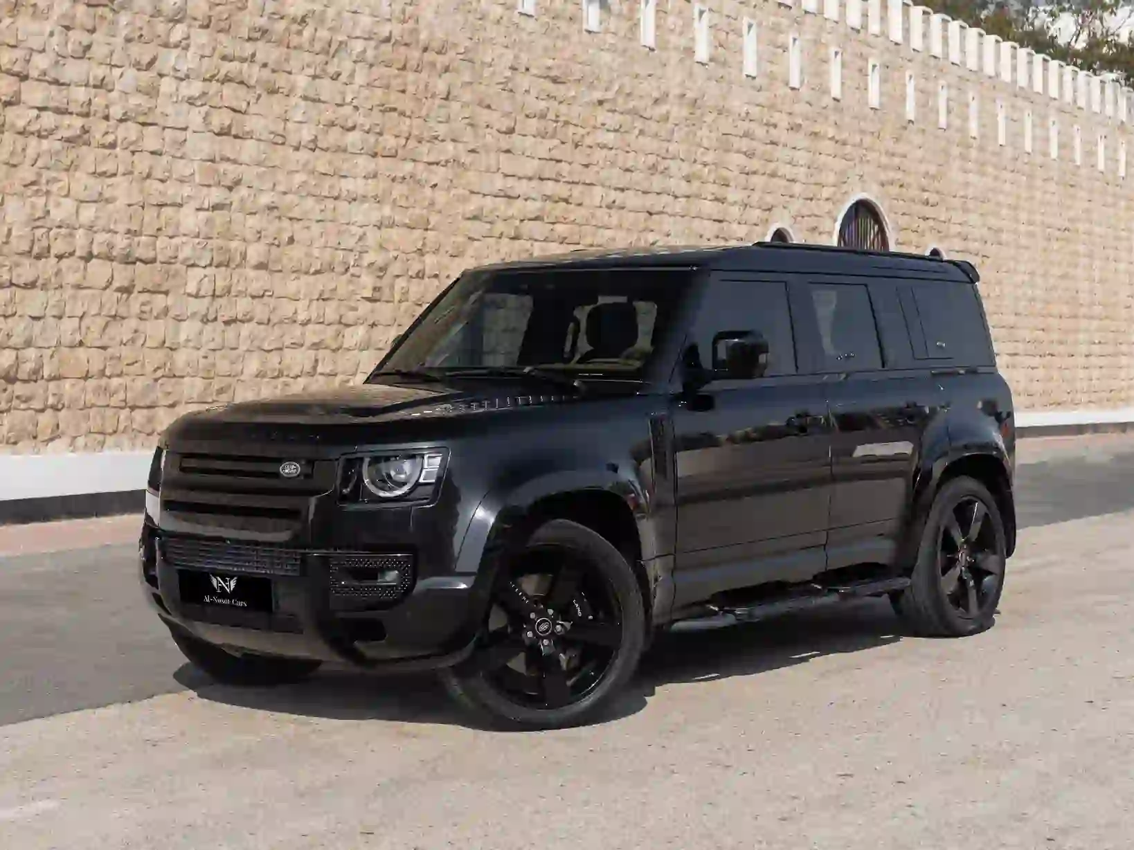Land Rover Defender HSE 2022 - Image 1