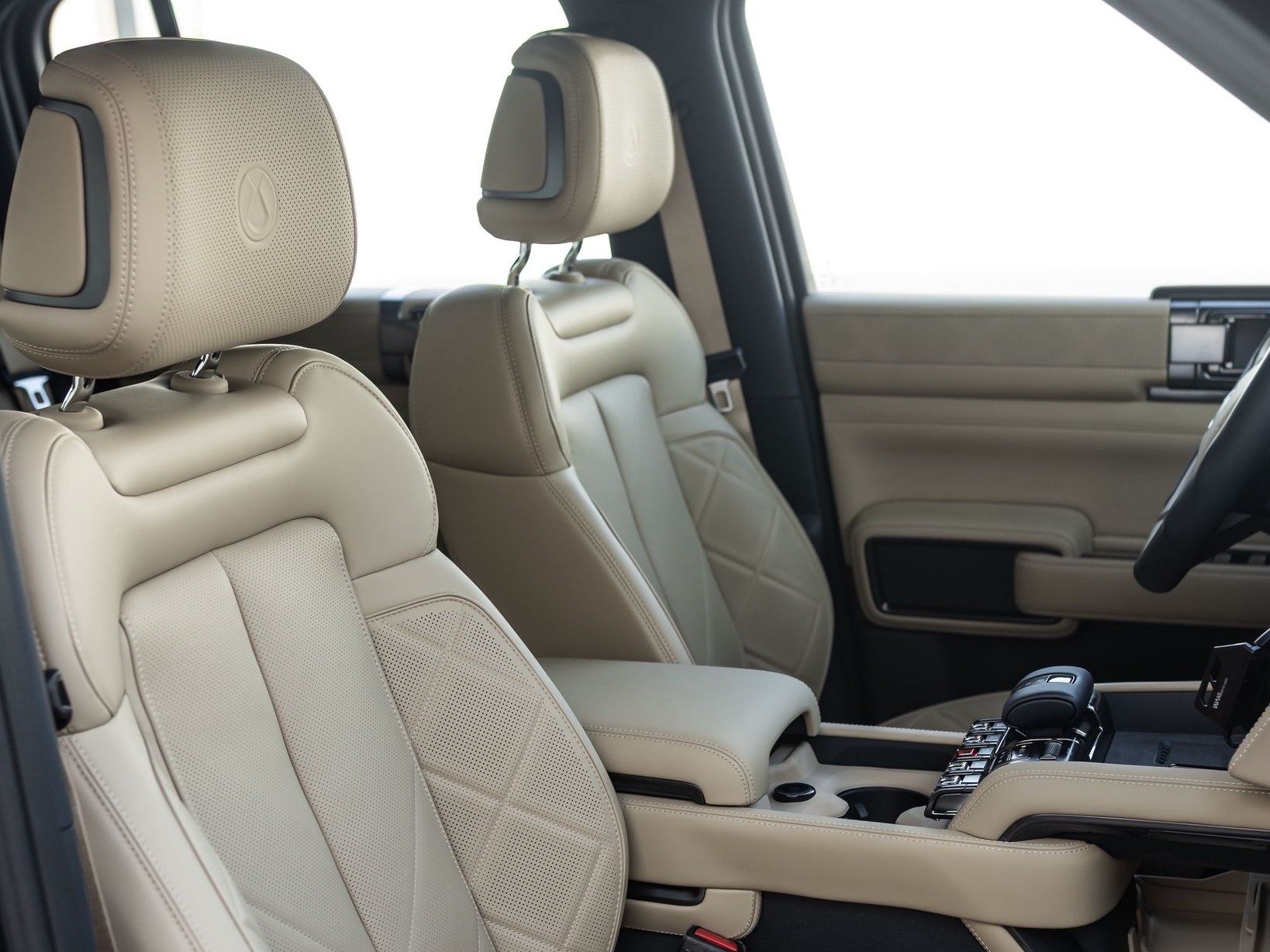 BYD DENZA B5 2026 - Image 2