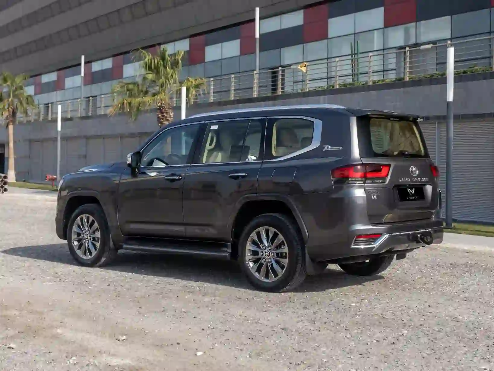 Toyota Land Cruiser VX 2022 - Image 4