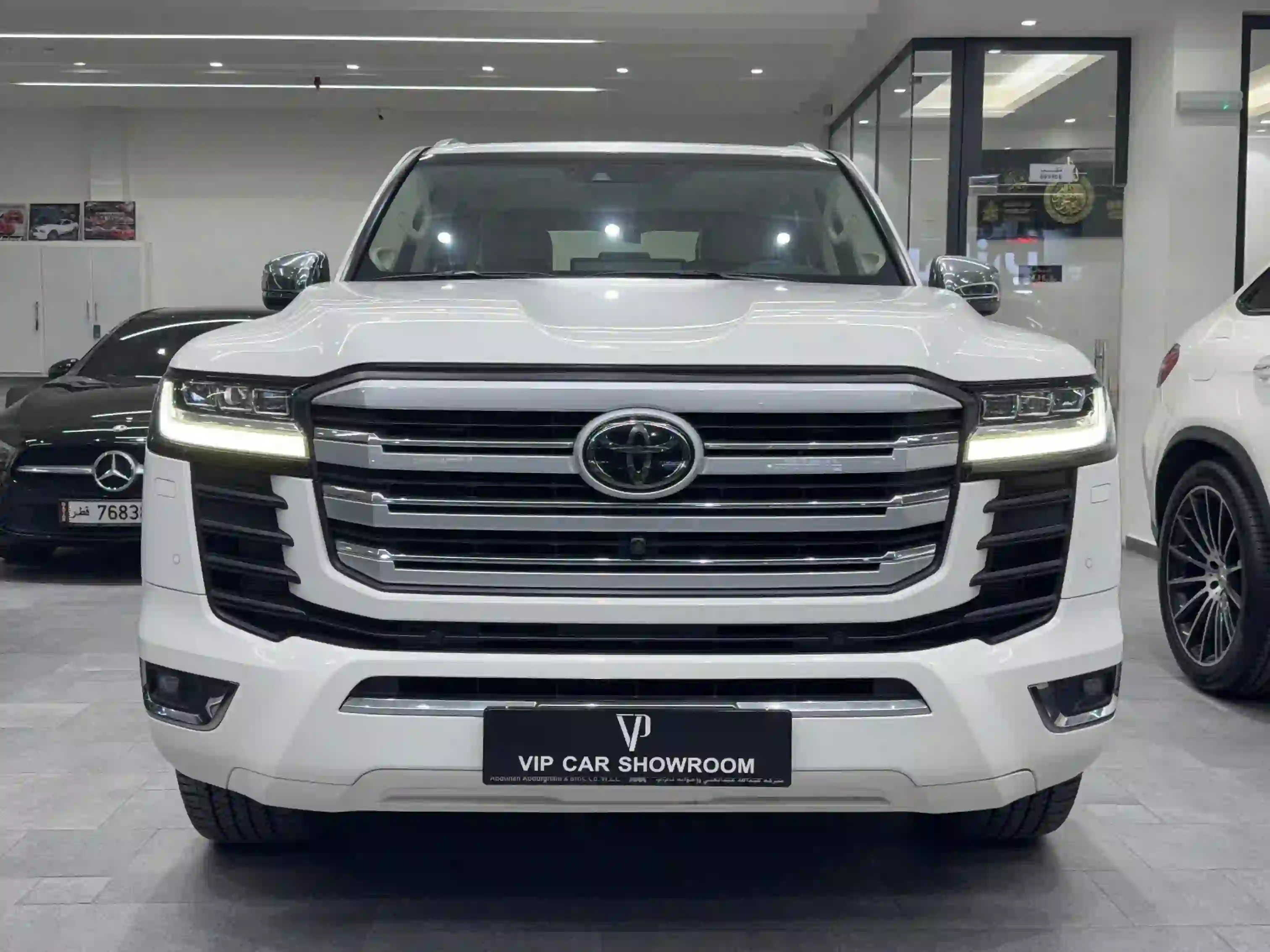 Toyota Land Cruiser VXR Twin Turbo 2022 - Image 1