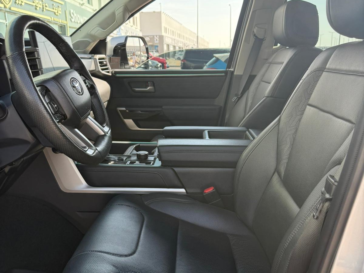 Toyota Tundra Limited 2023 - Image 3