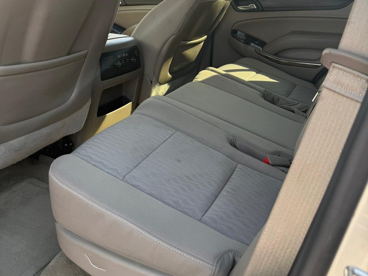 GMC Yukon 2015 - Image 2