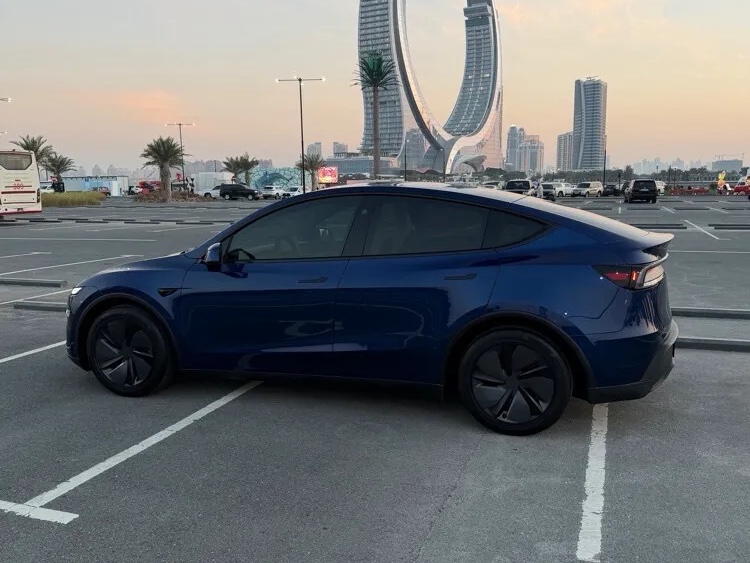 Tesla Model Y 2025 - Image 3