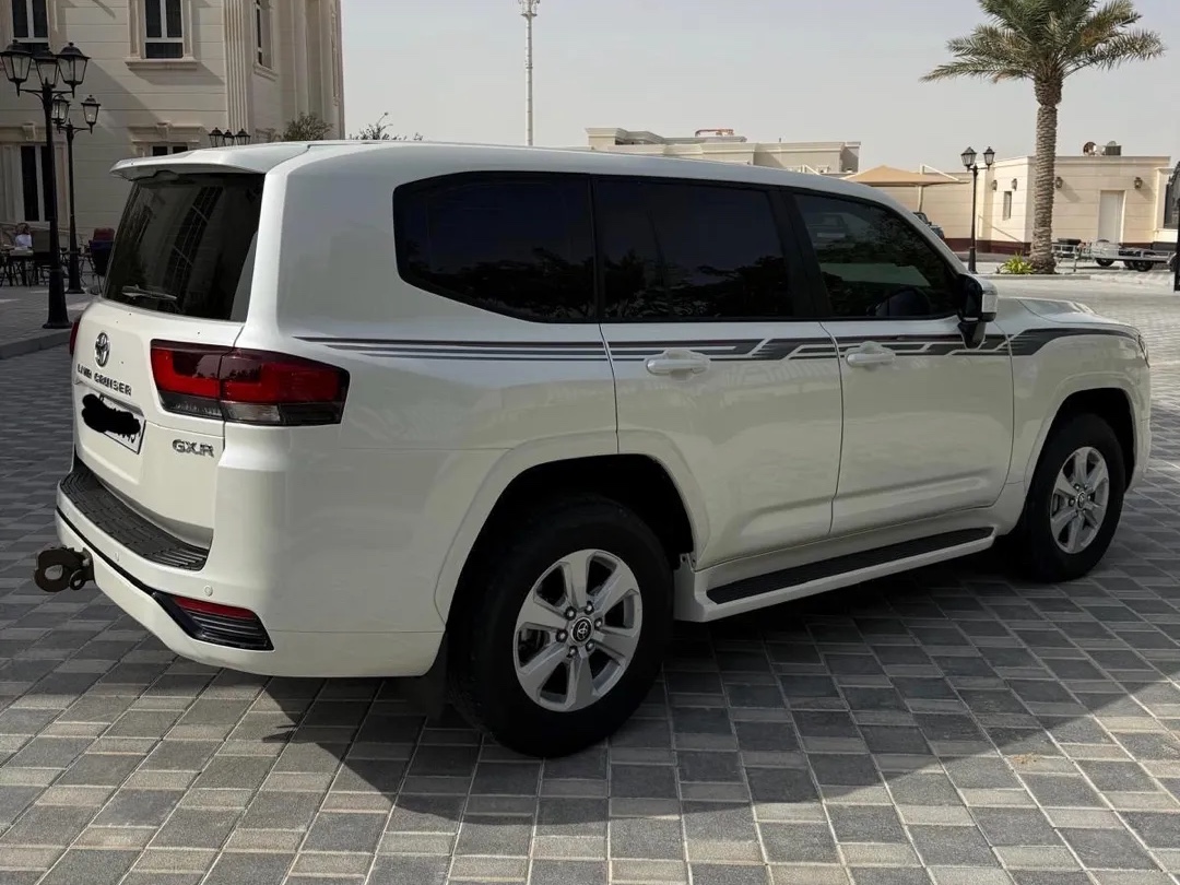 Toyota Land Cruiser GXR Twin Turbo 2023 - Image 3