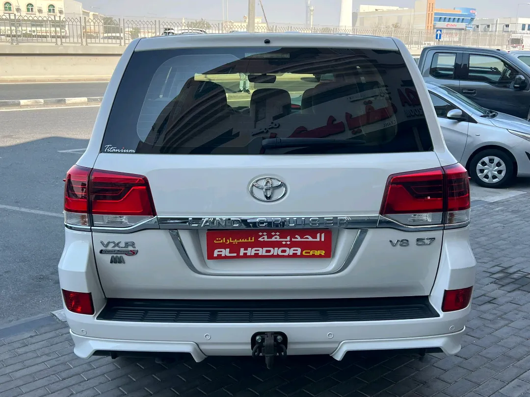 Toyota Land Cruiser VX.R 2020 - Image 2
