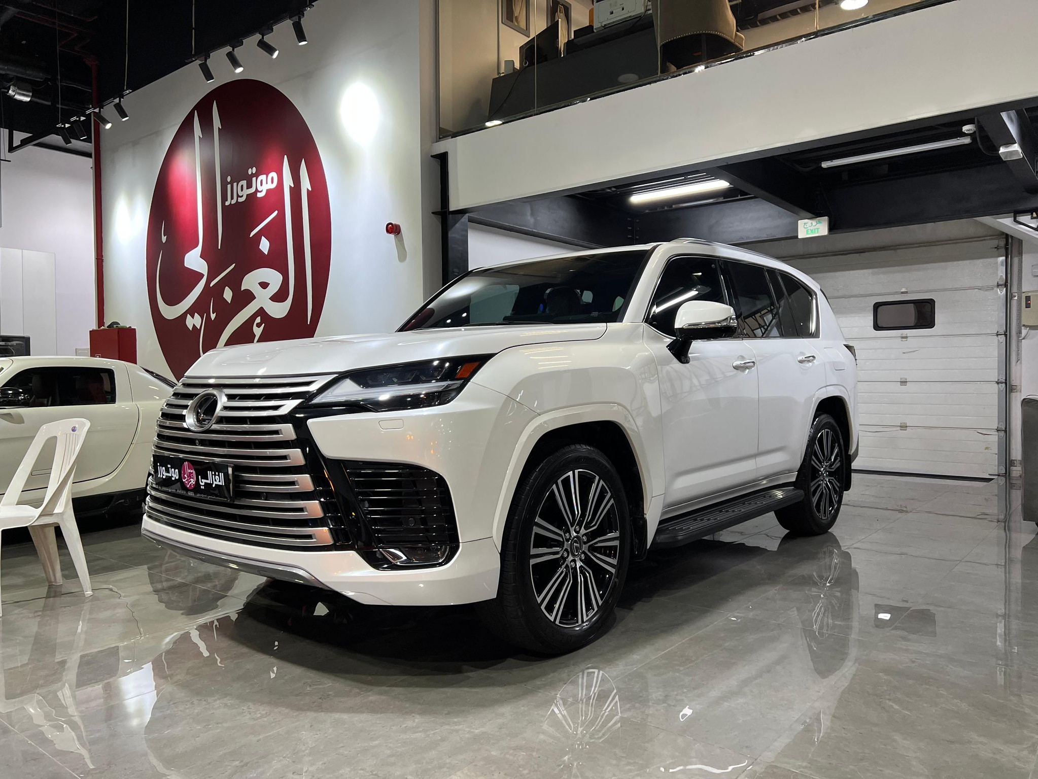 Lexus LX 600 Luxury  2024