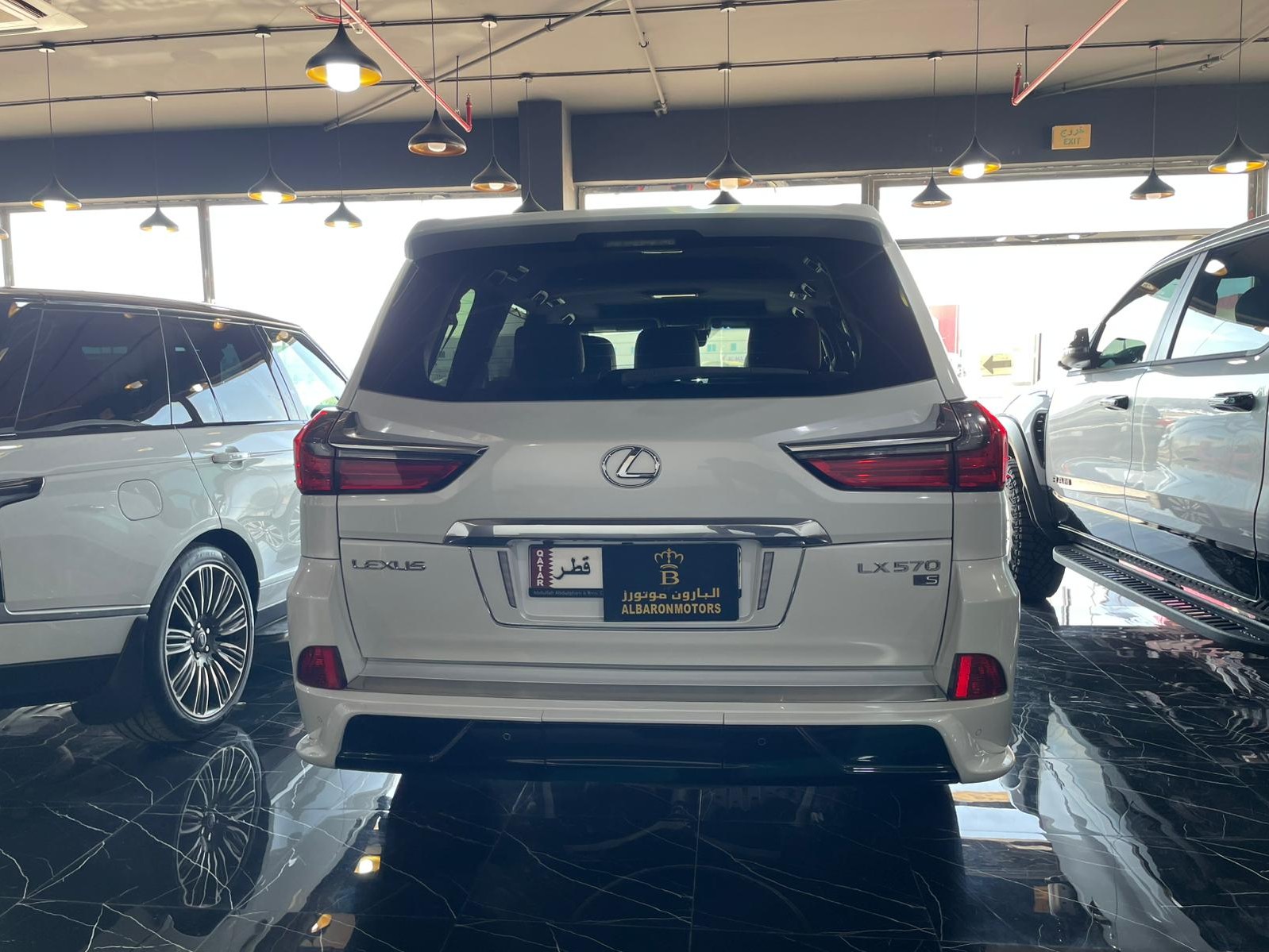 Lexus LX 570 S 2016 - Image 3