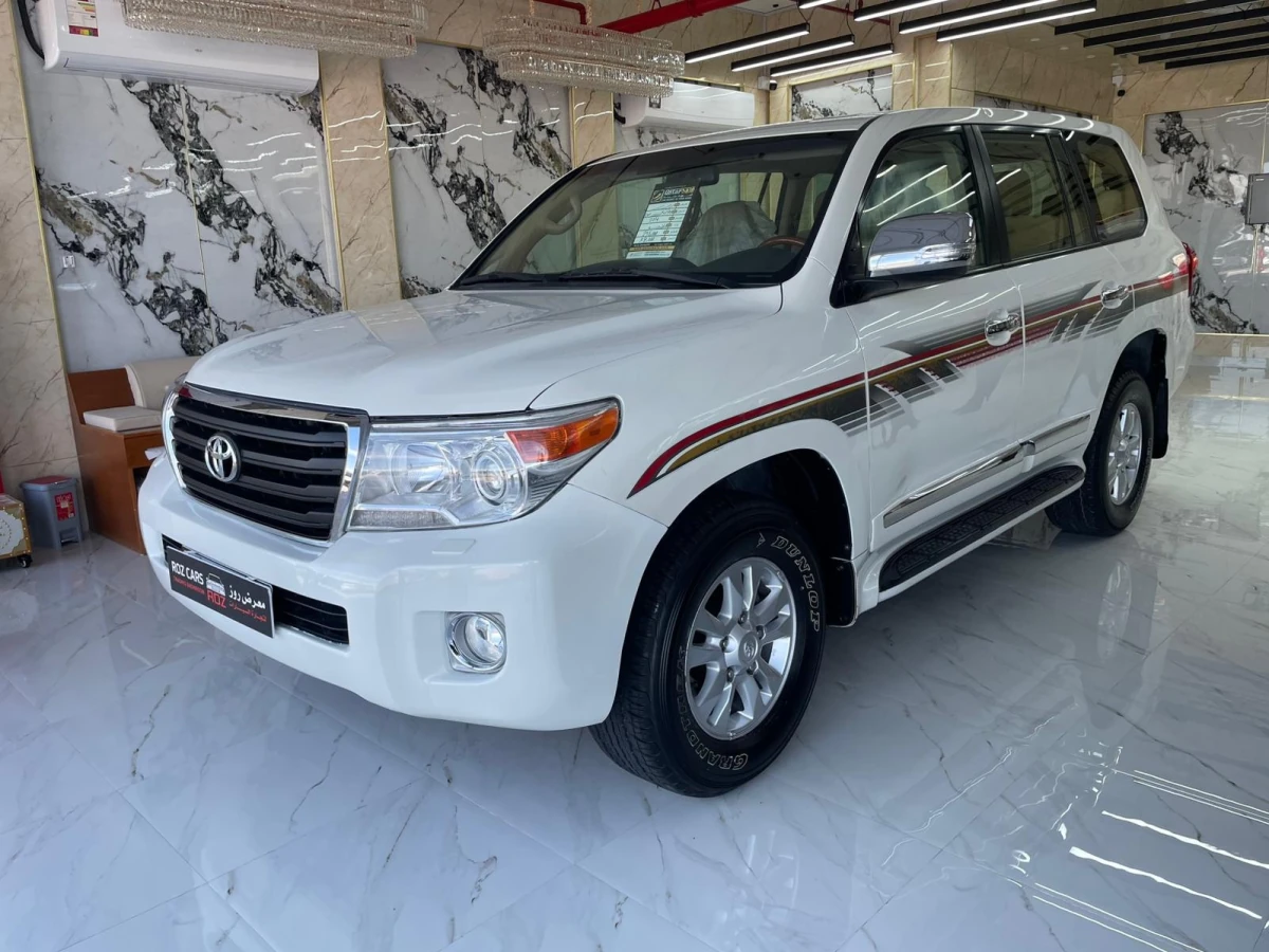Toyota Land Cruiser GX.R 2013