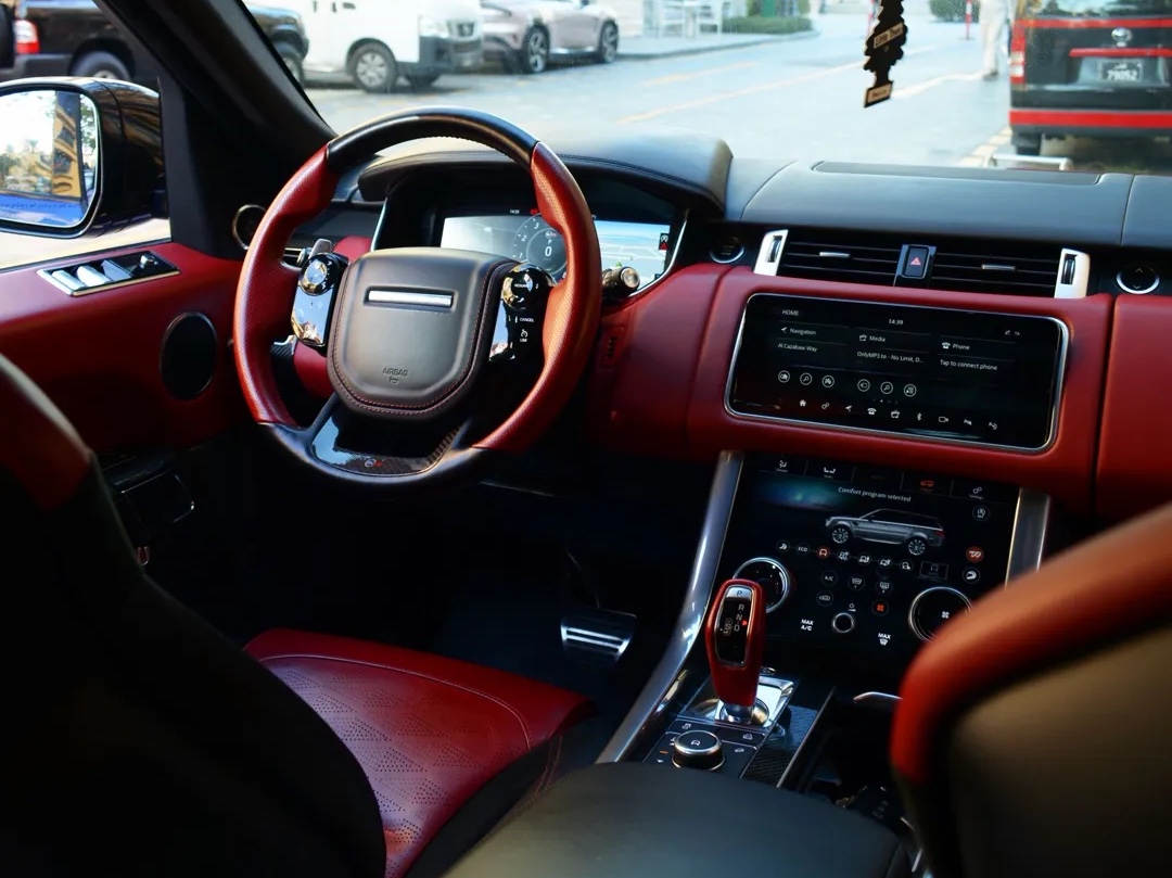 Land Rover Range Rover Sport SVR 2019 - Image 4