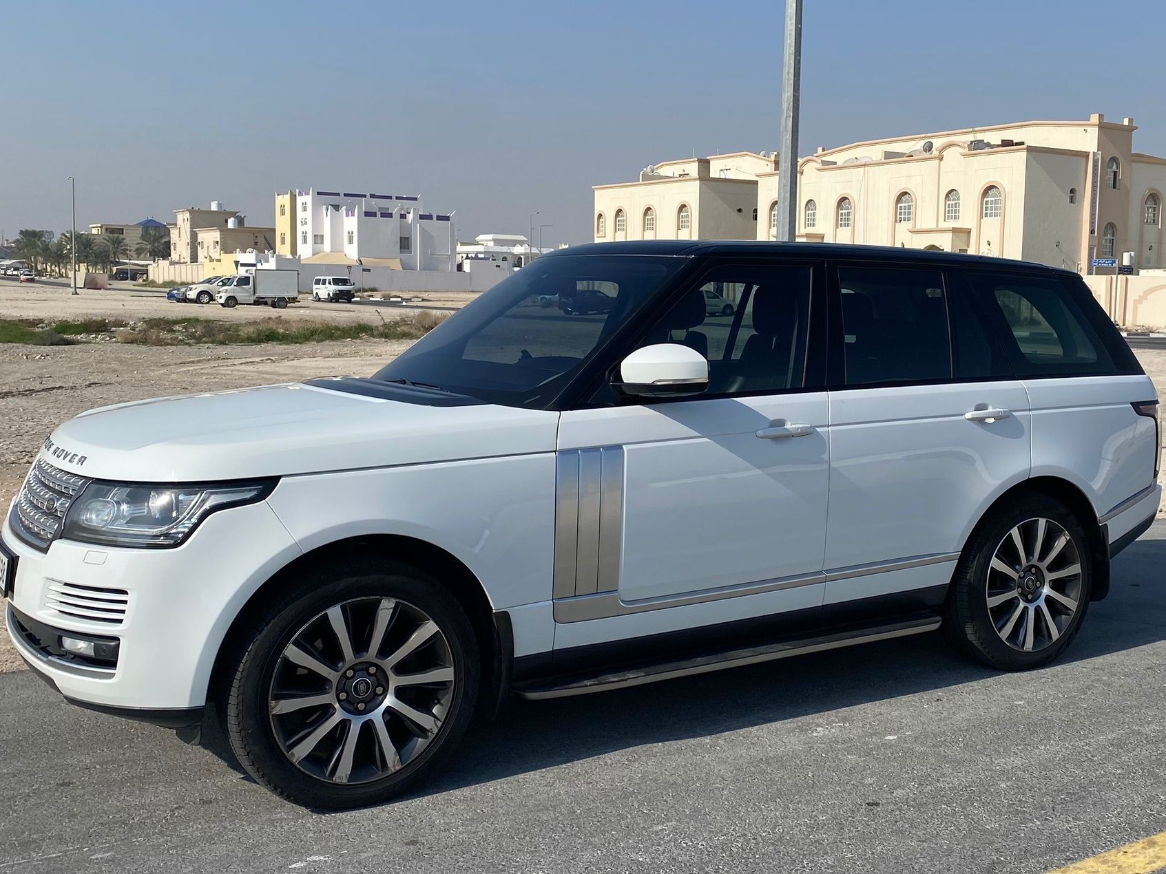 Land Rover Range Rover Vogue SE SuperCharged 2015 - Image 2