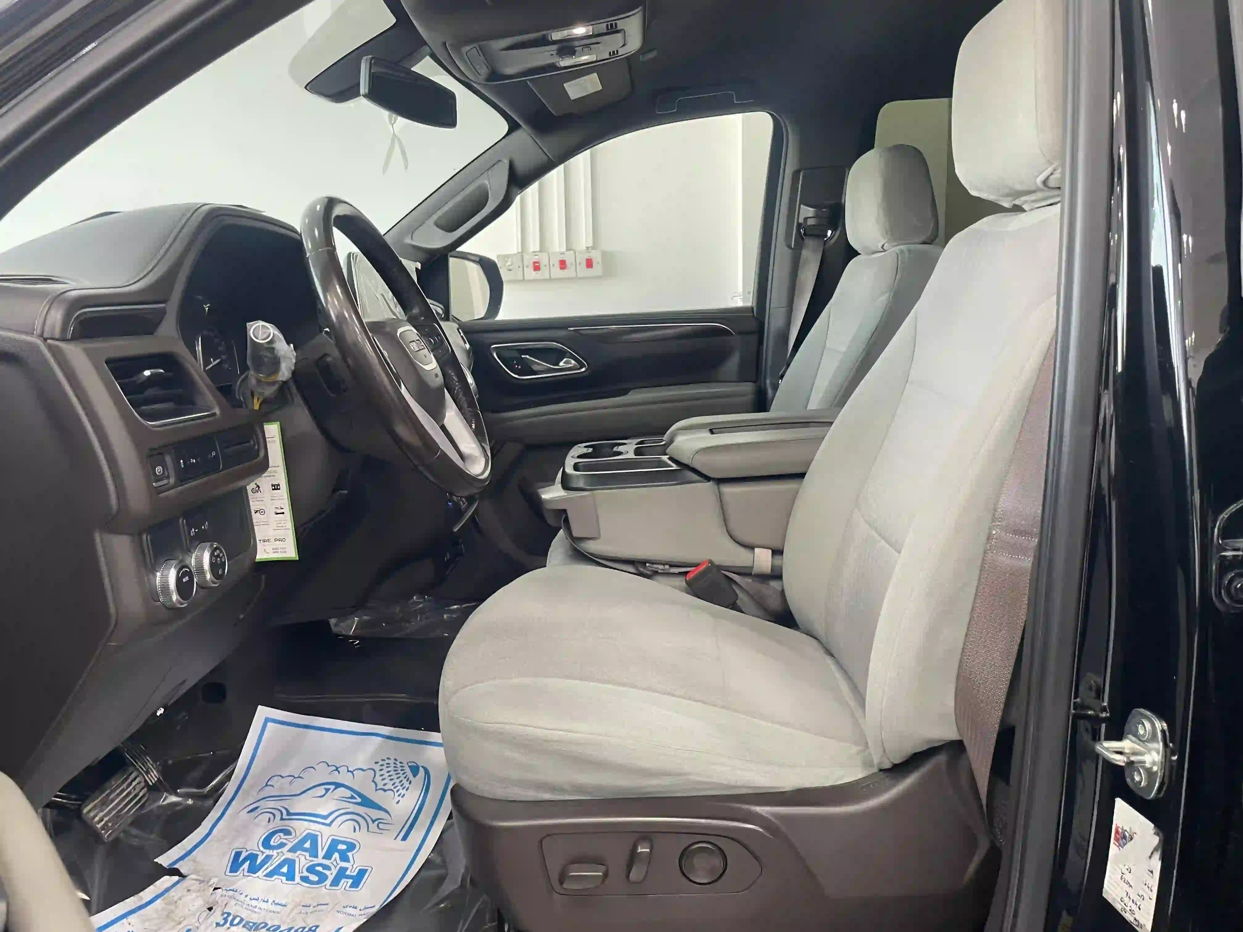 GMC Yukon SLE 2021 - Image 4
