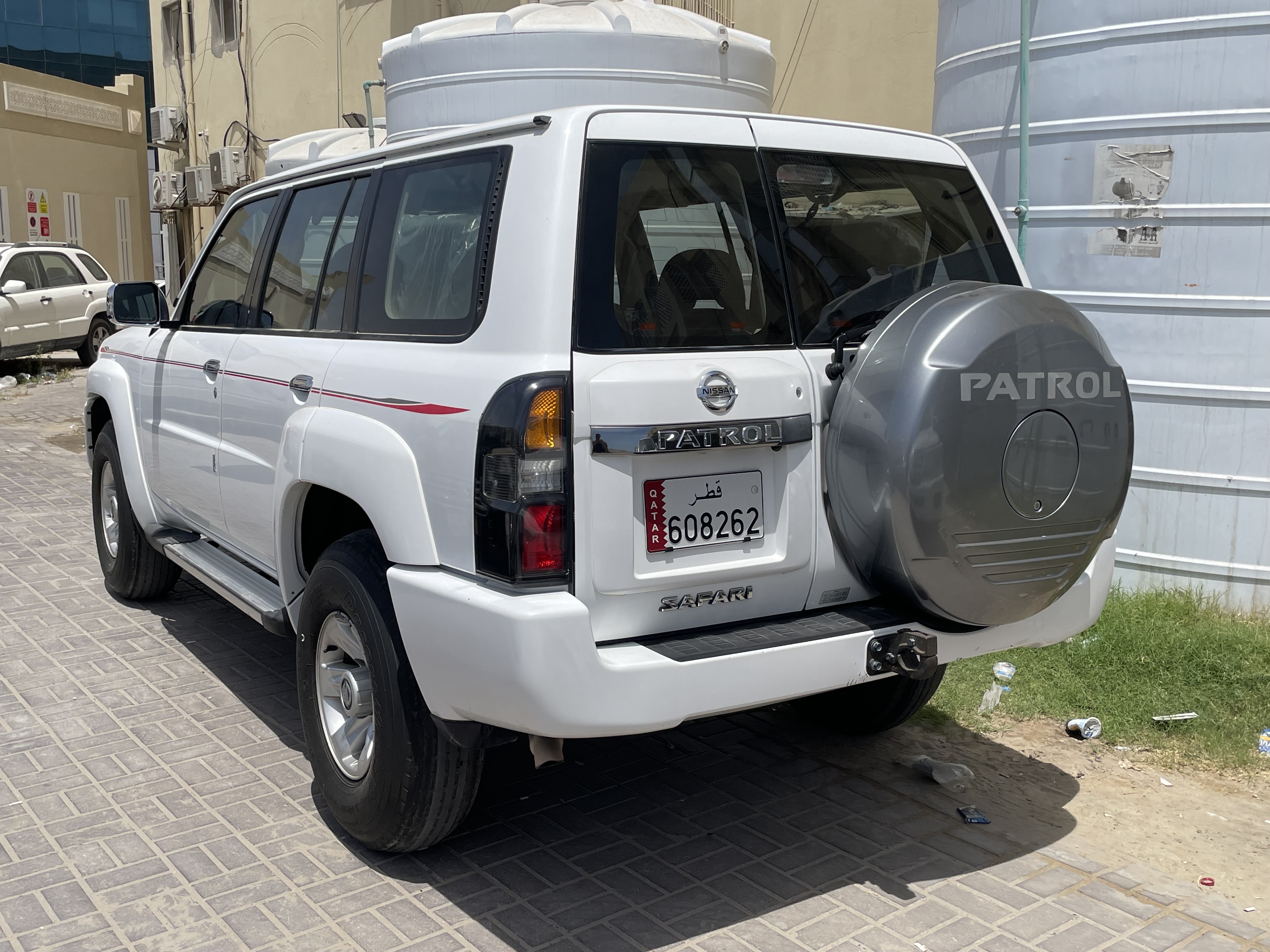 Nissan Patrol Safari - Image 2