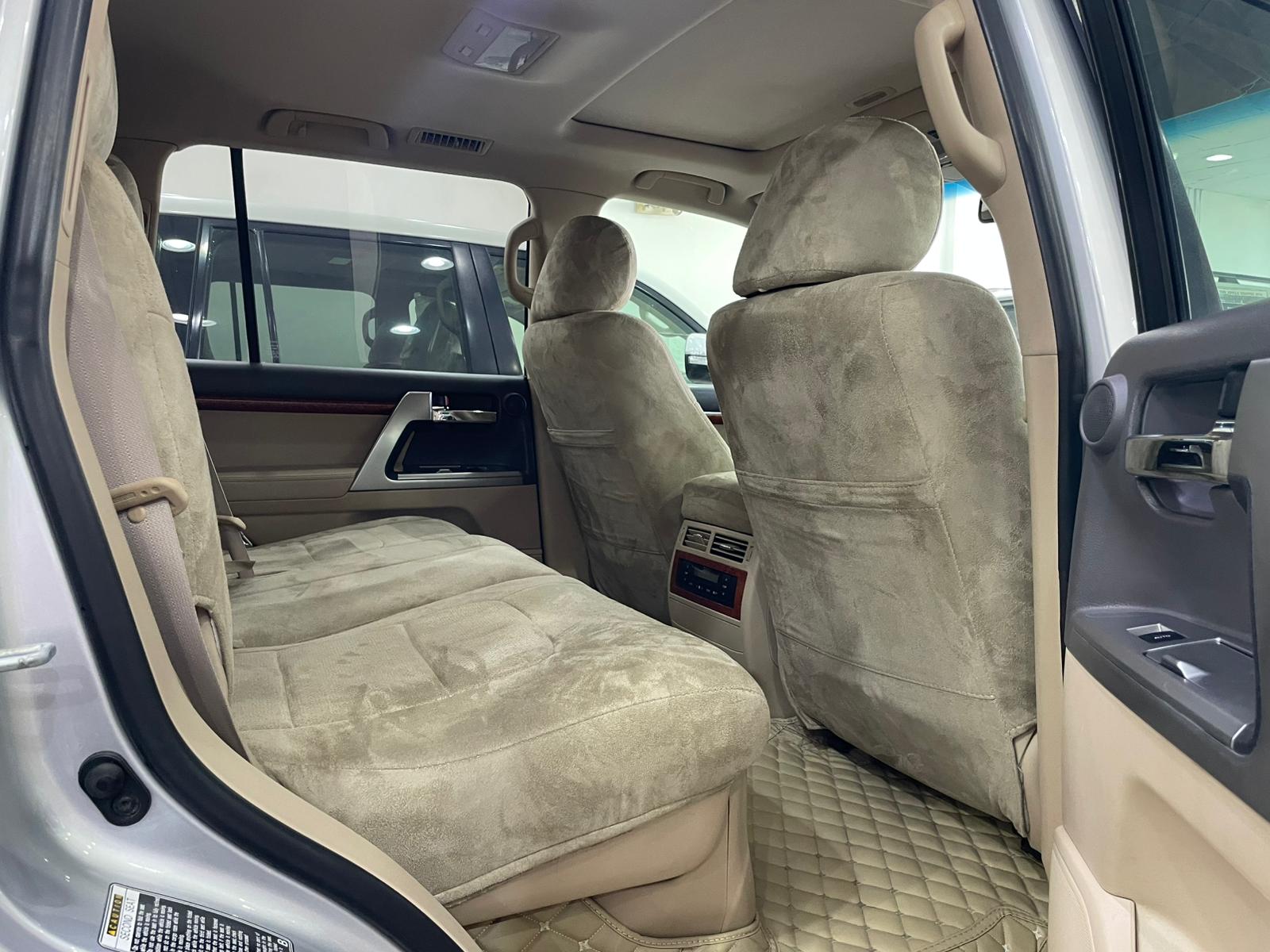 Toyota Land Cruiser VX.R 2014 - Image 2