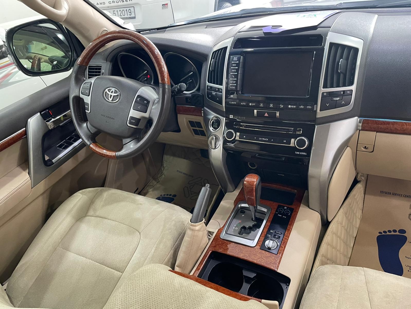 Toyota Land Cruiser VX.R 2014 - Image 3