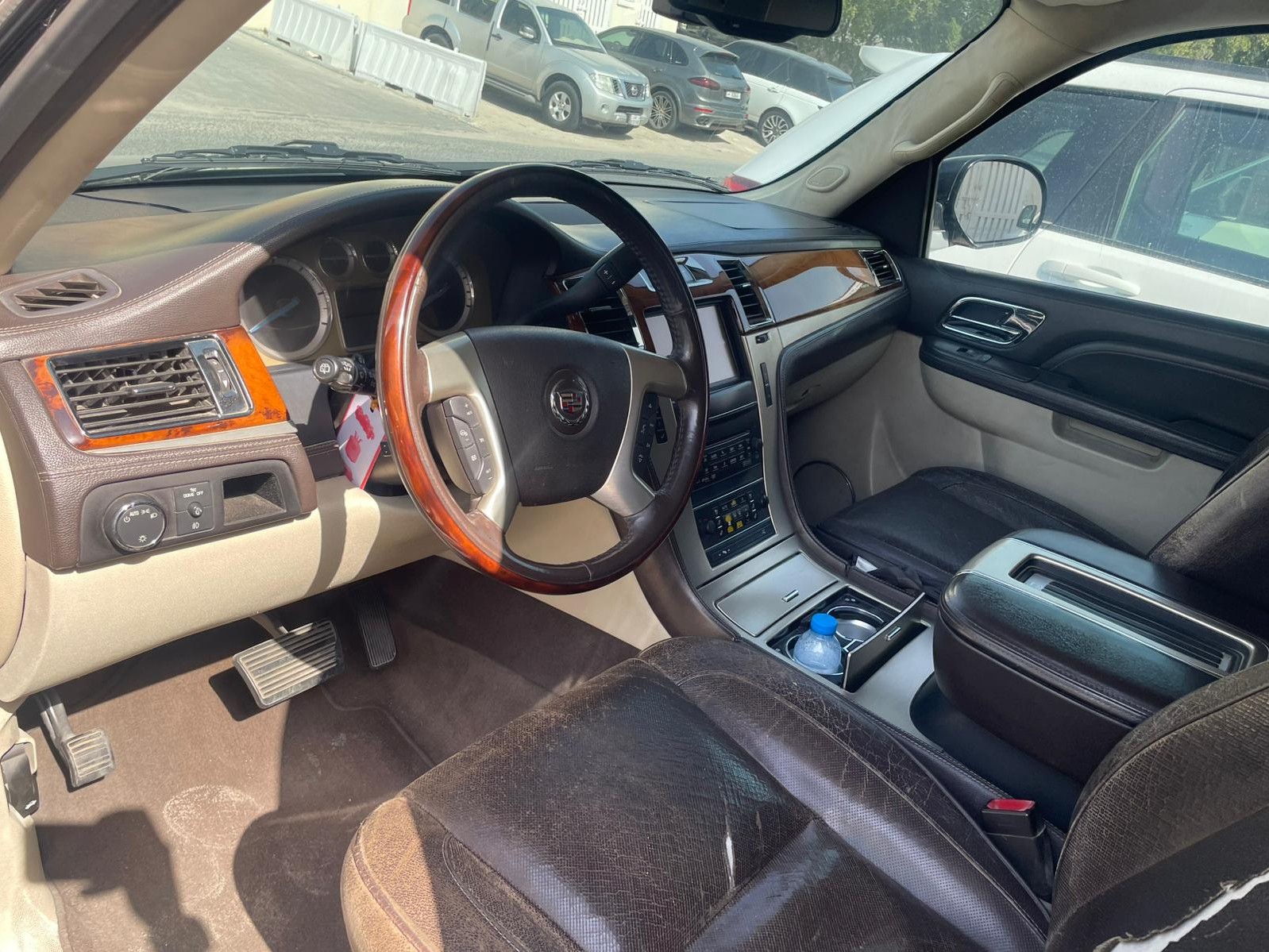 Cadillac Escalade 2013 - Image 2