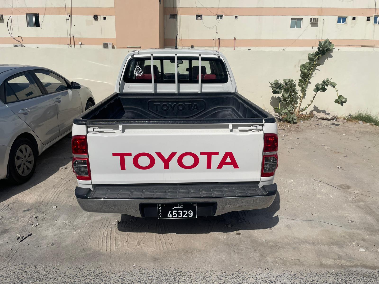 Toyota Hilux 2.7 2014 - Image 2