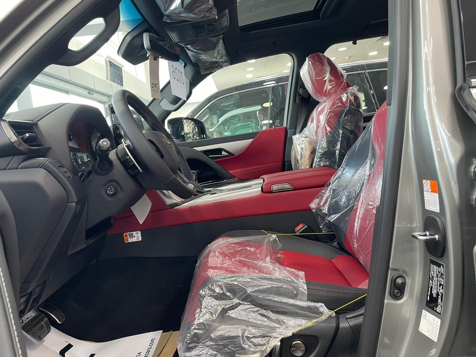 Lexus LX 600  F-Sport 2026 - Image 3