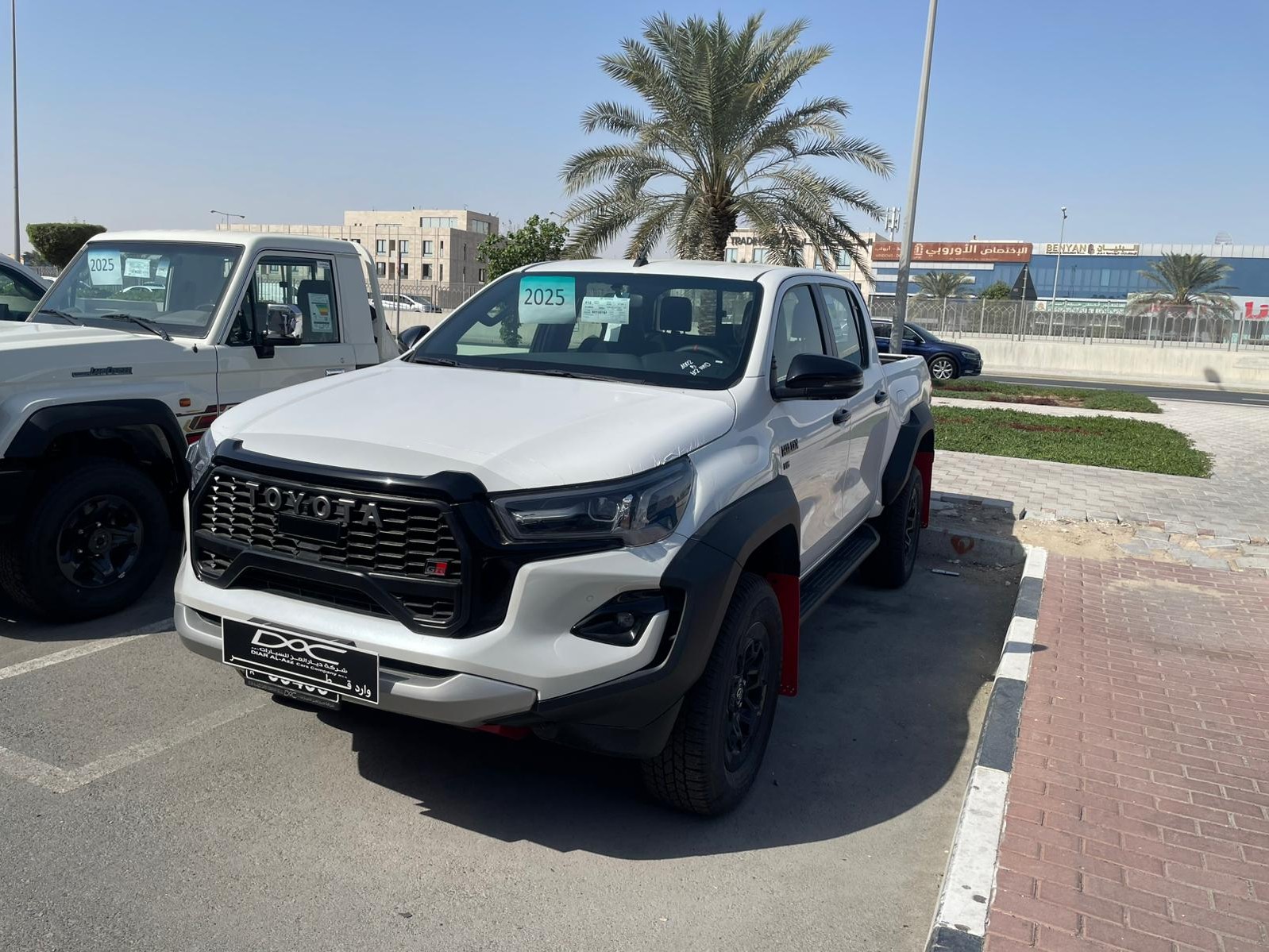 Toyota Hilux GR 2025 - Image 2