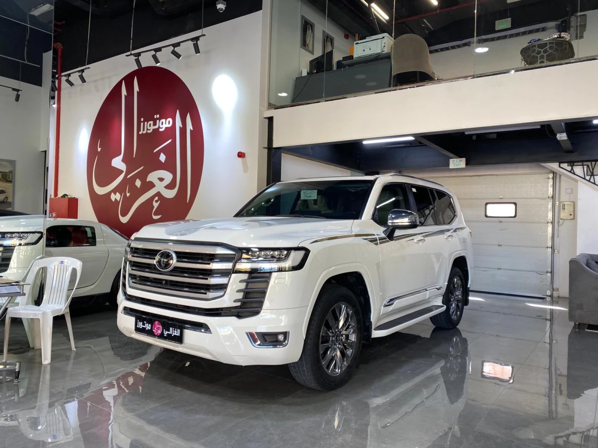 Toyota Land Cruiser VX.R 2024