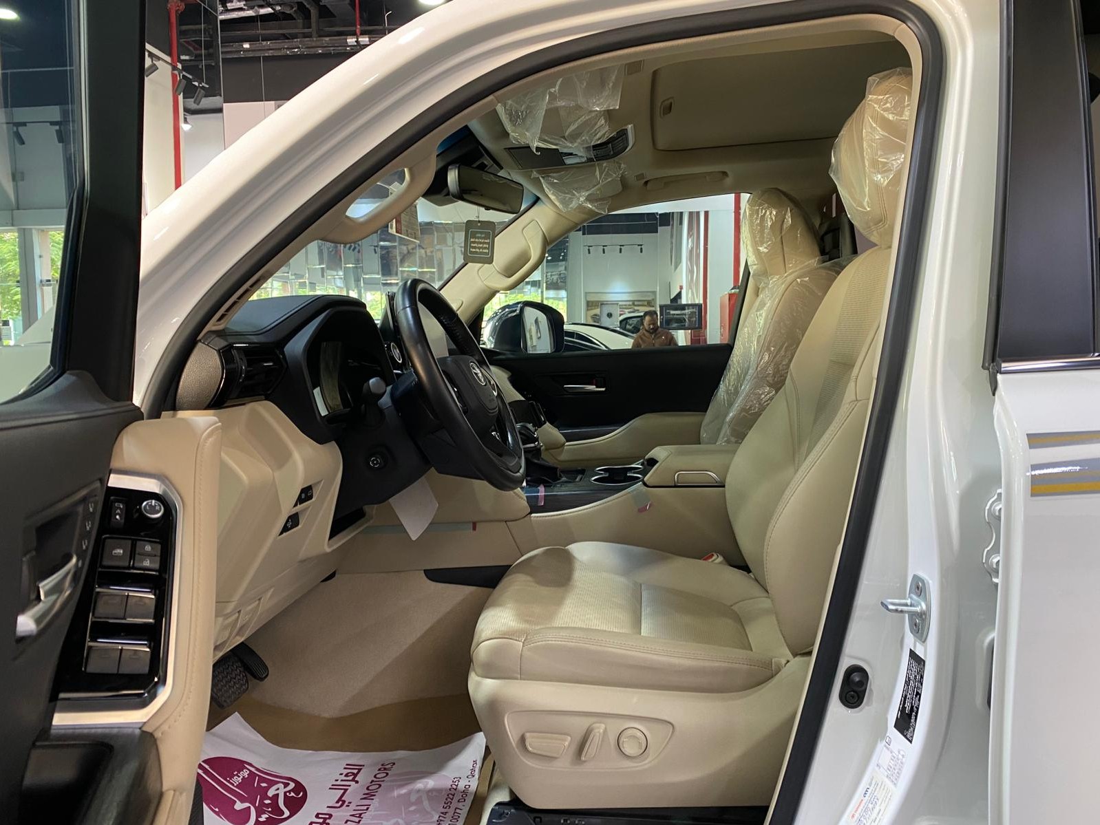 Toyota Land Cruiser VX.R 2024 - Image 3