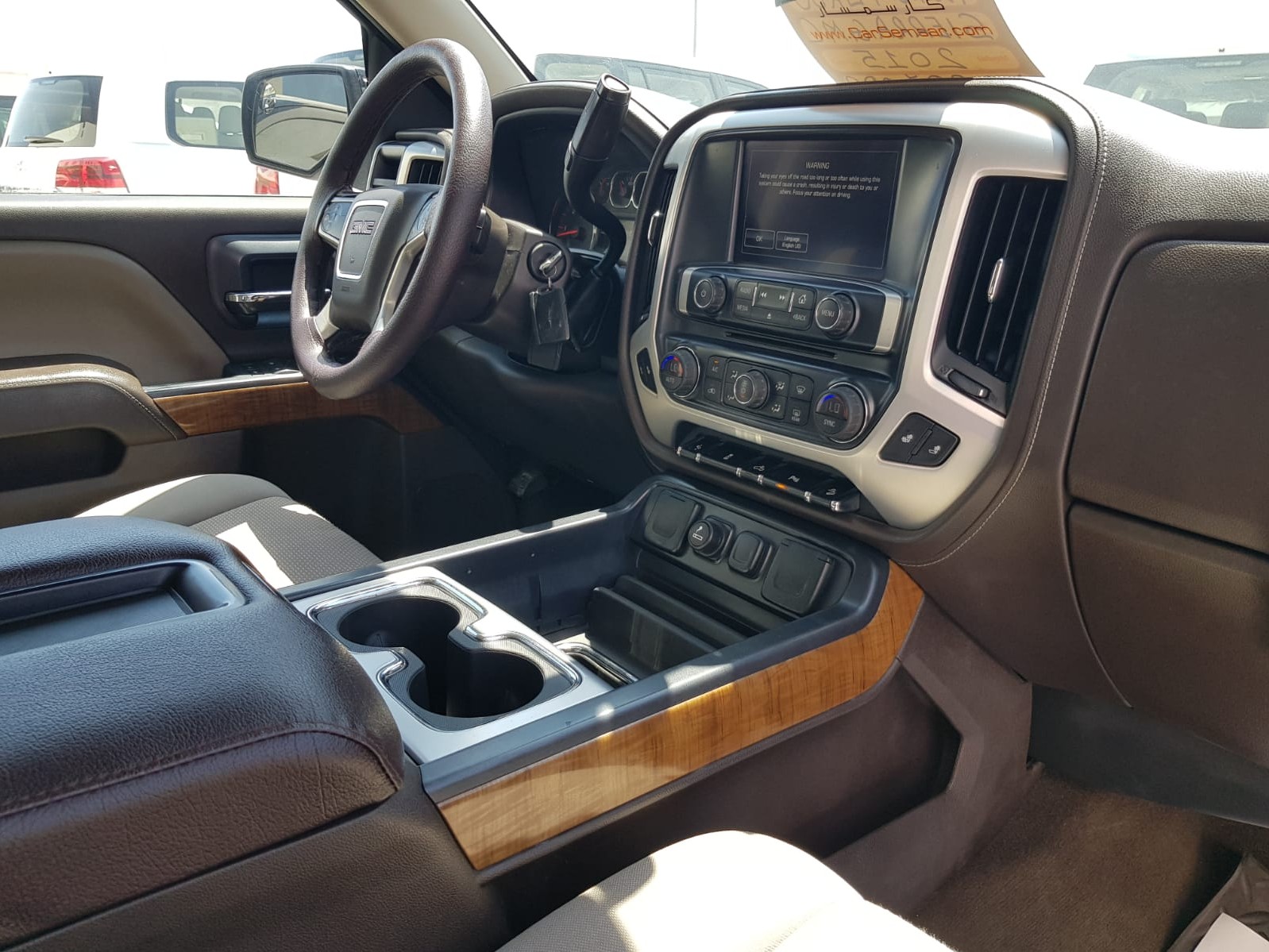 GMC Sierra SLE 2015 - Image 3