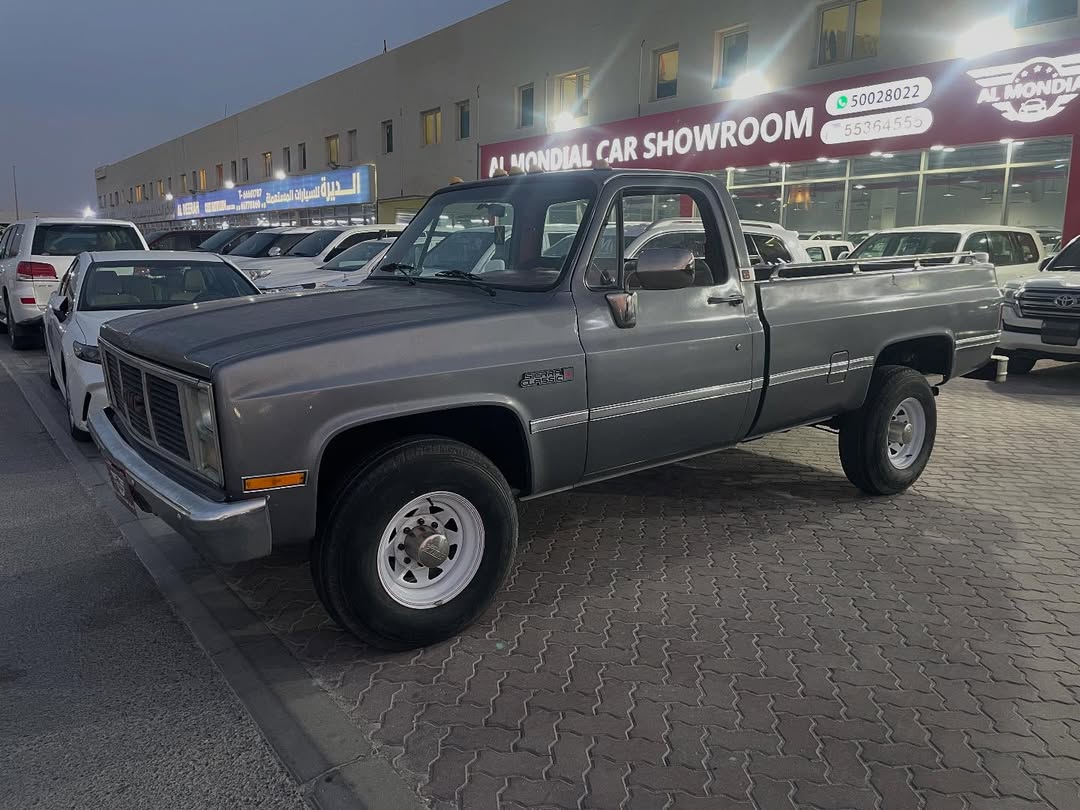 GMC Sierra - Image 4