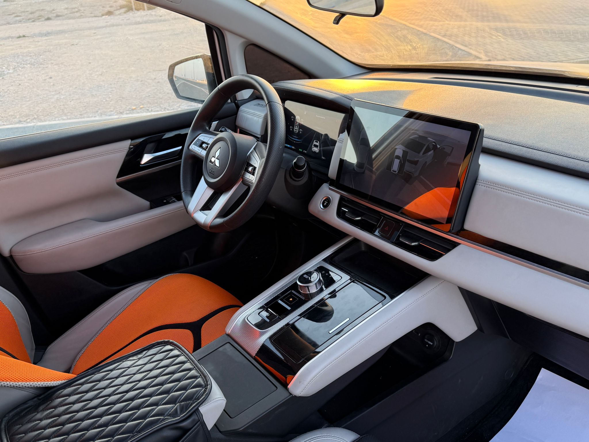Mitsubishi Airtrek ev 2022 - Image 2