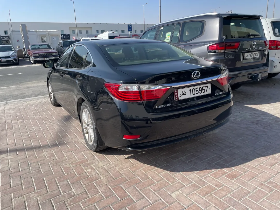 Lexus ES 350 2014 - Image 2