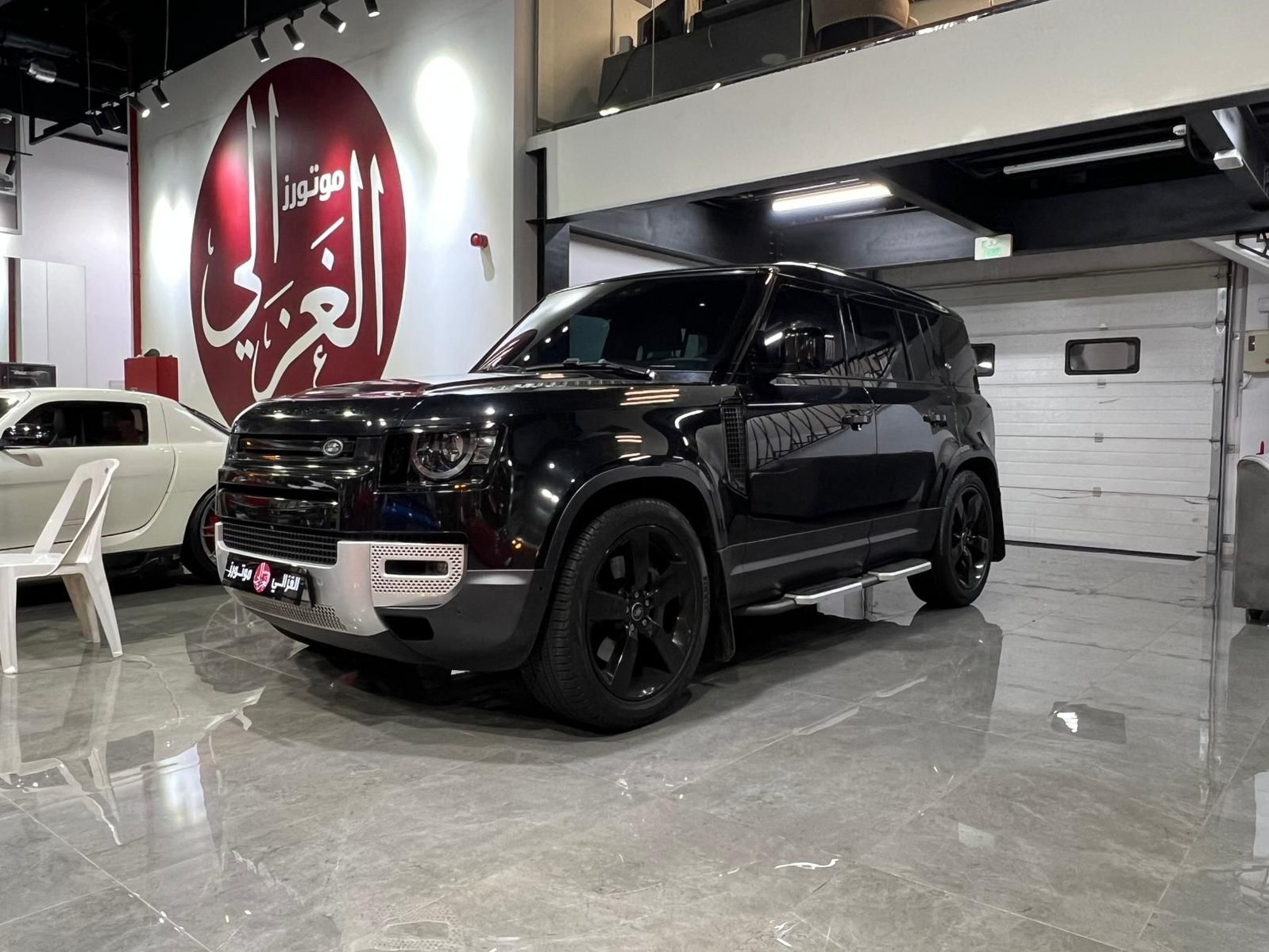 Land Rover Defender 110 2023