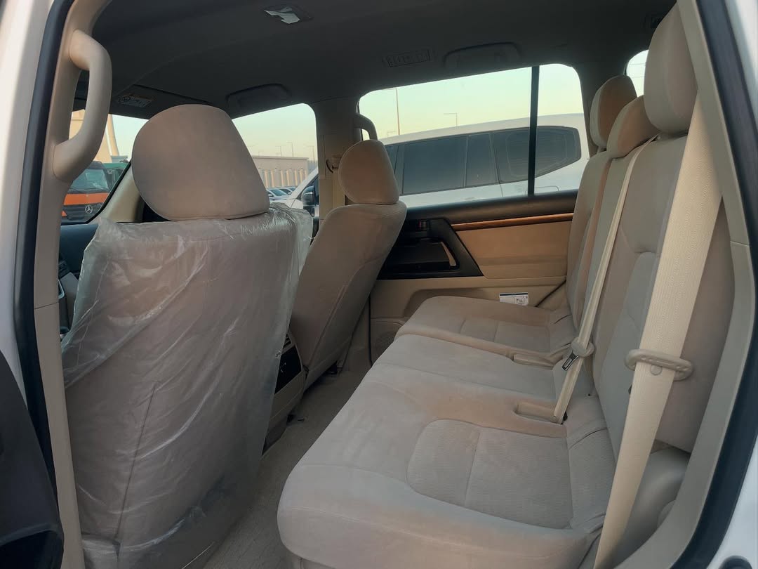 Lexus LX 570 - Image 2