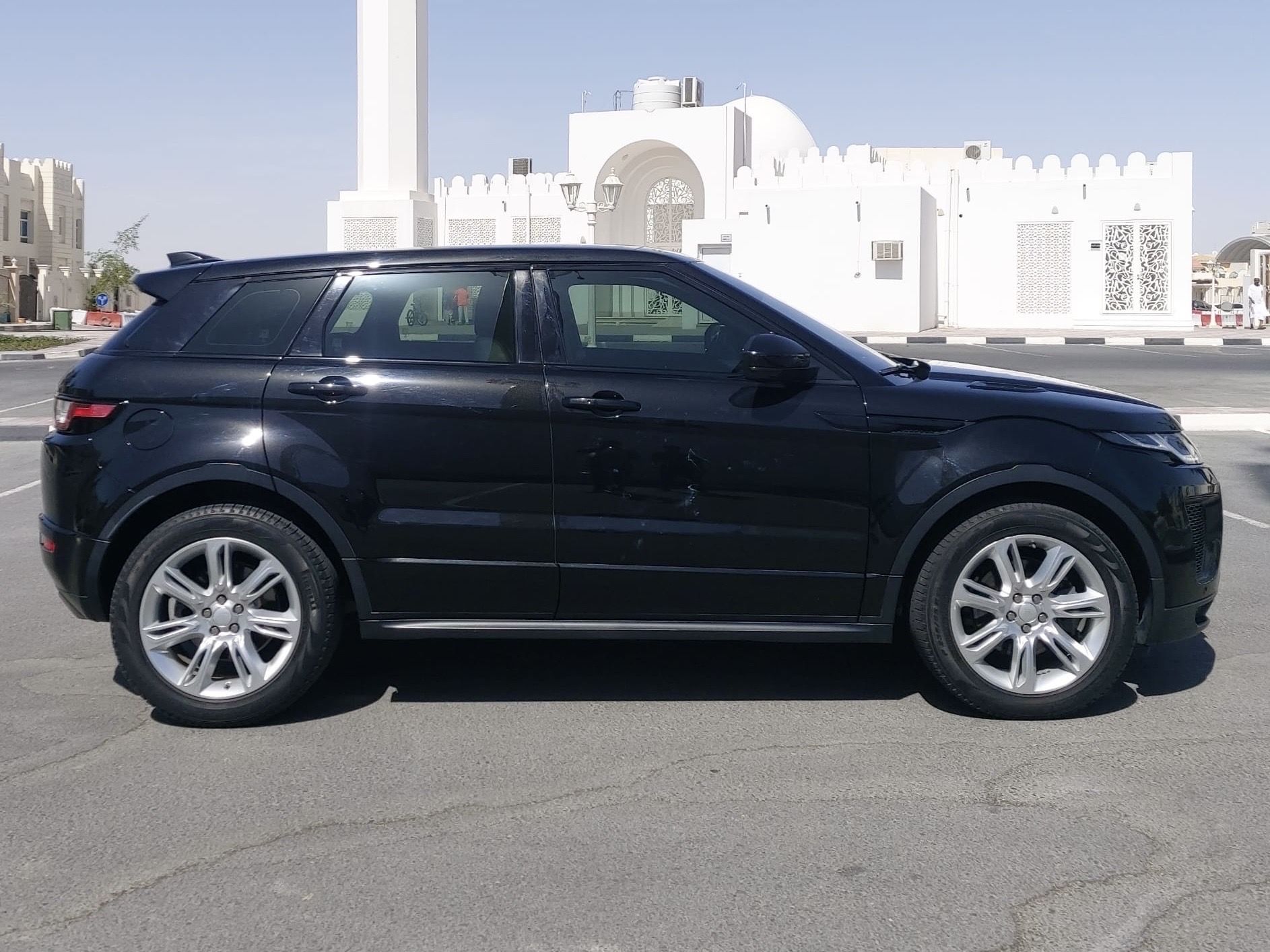 Land Rover Range Evoque - Image 3
