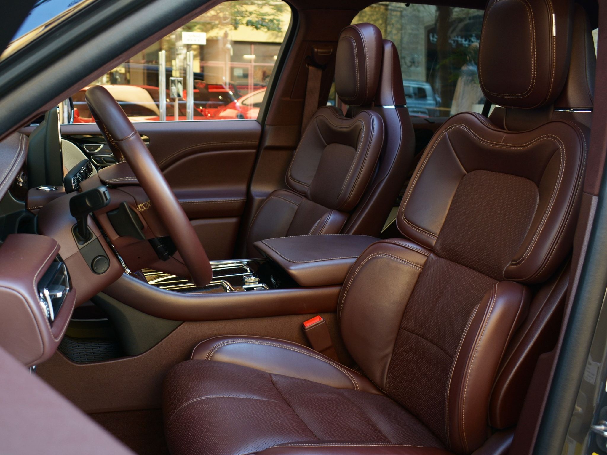 Lincoln aviator presidential 2018 - Image 2