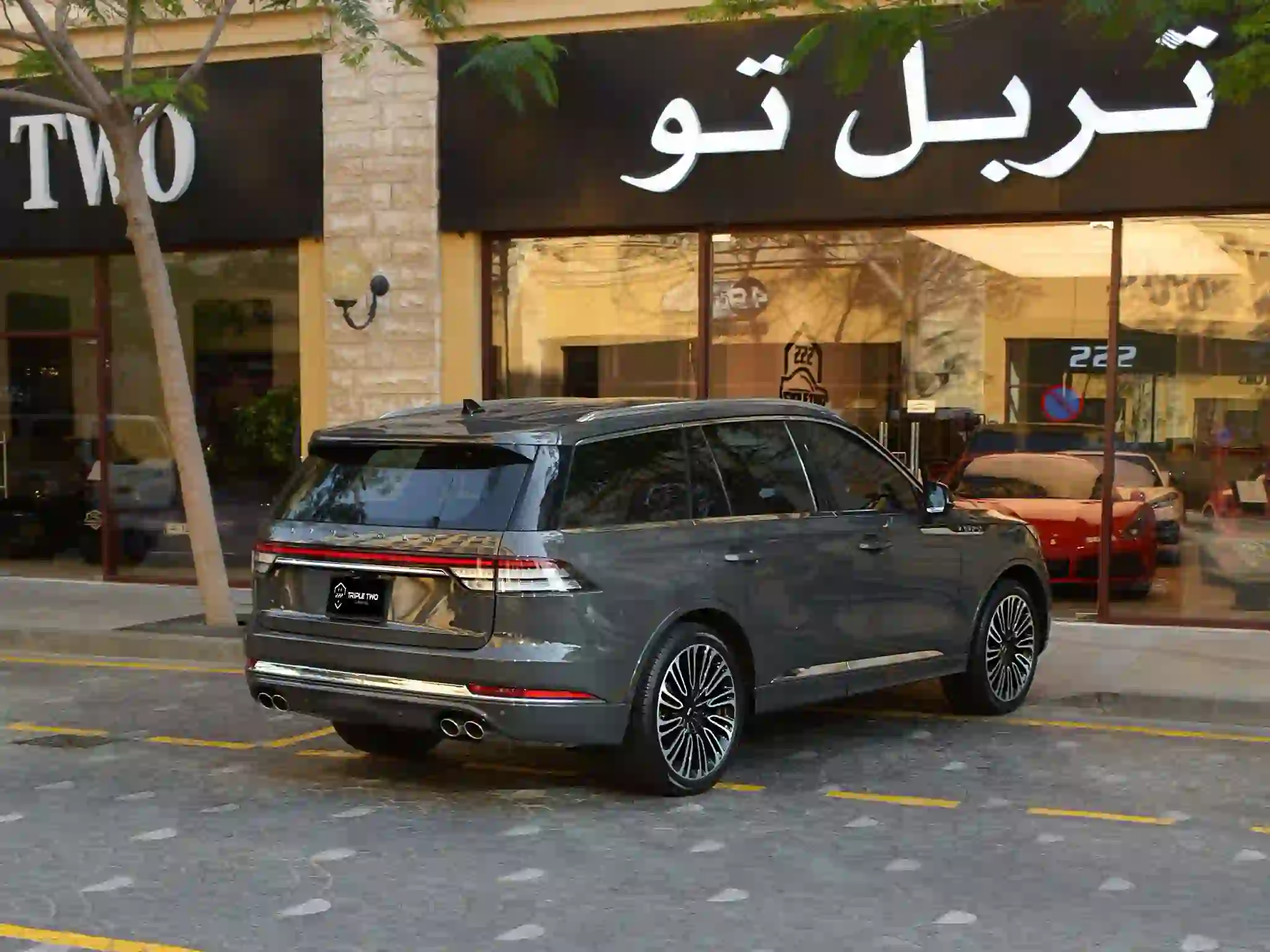 Lincoln aviator presidential 2018 - Image 3