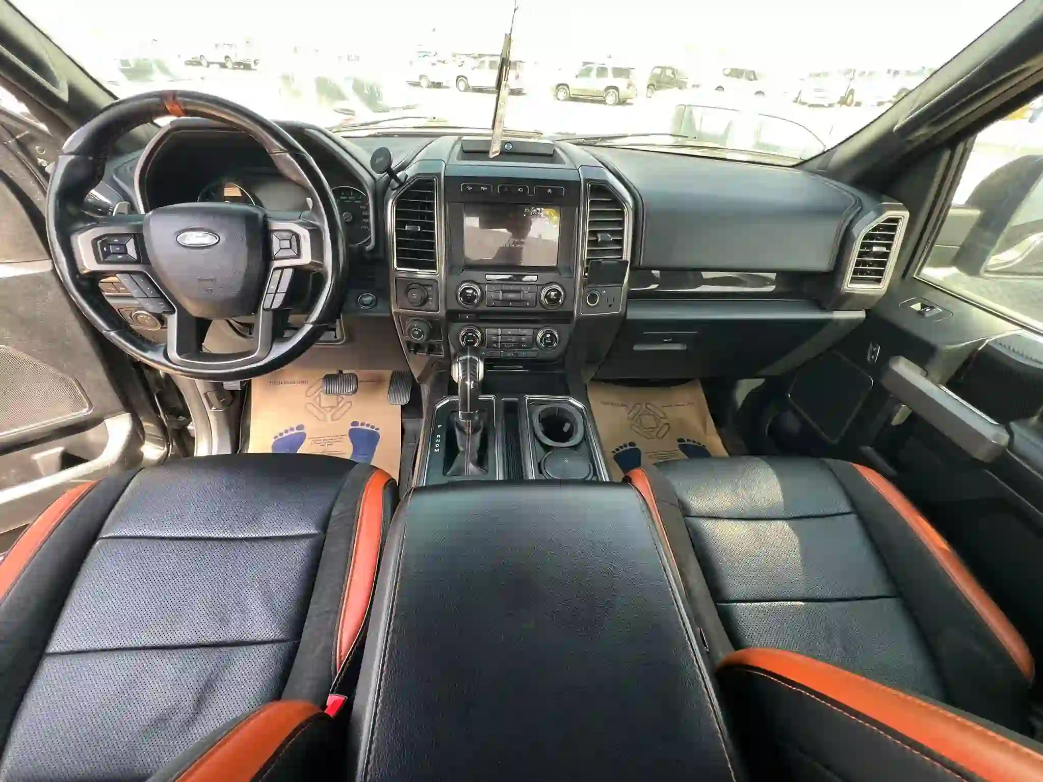Ford Raptor f 150 2018 - Image 3