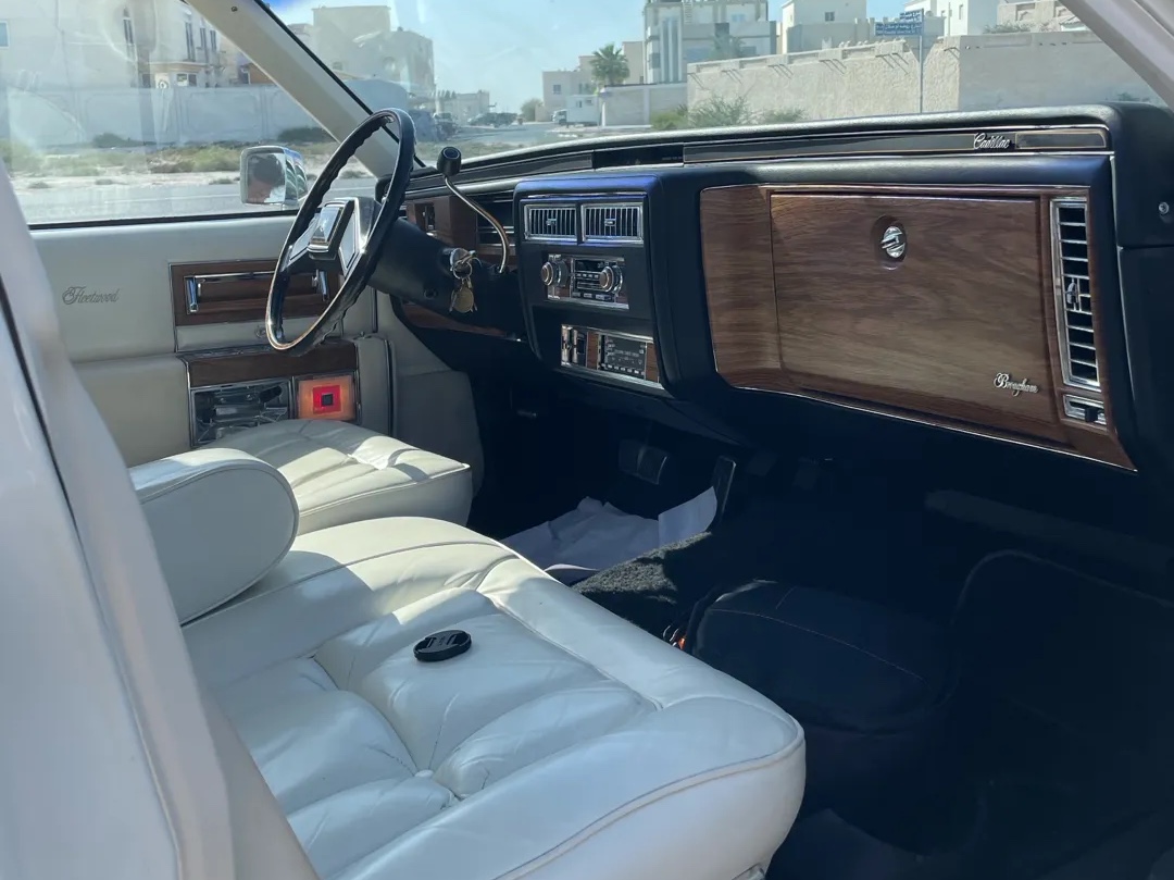 كاديلاك كلاسيك 1985 - Image 3