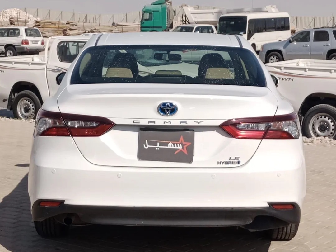 Toyota Camry LE 2022 - Image 3