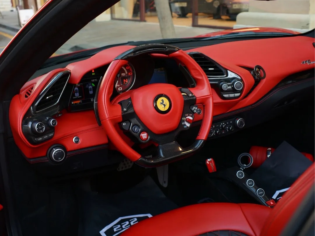 Ferrari 488 Spider 2019 - Image 4