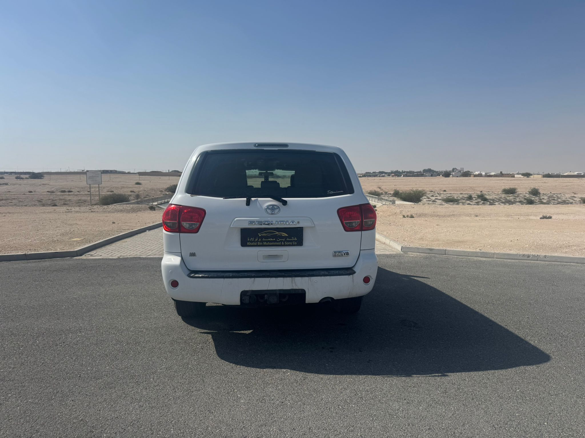 Toyota Sequoia 2013 - Image 2