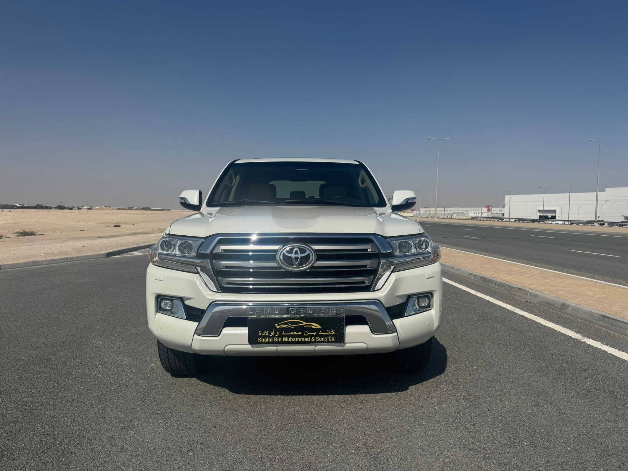 Toyota Land Cruiser GXR v8 2016 - Image 2