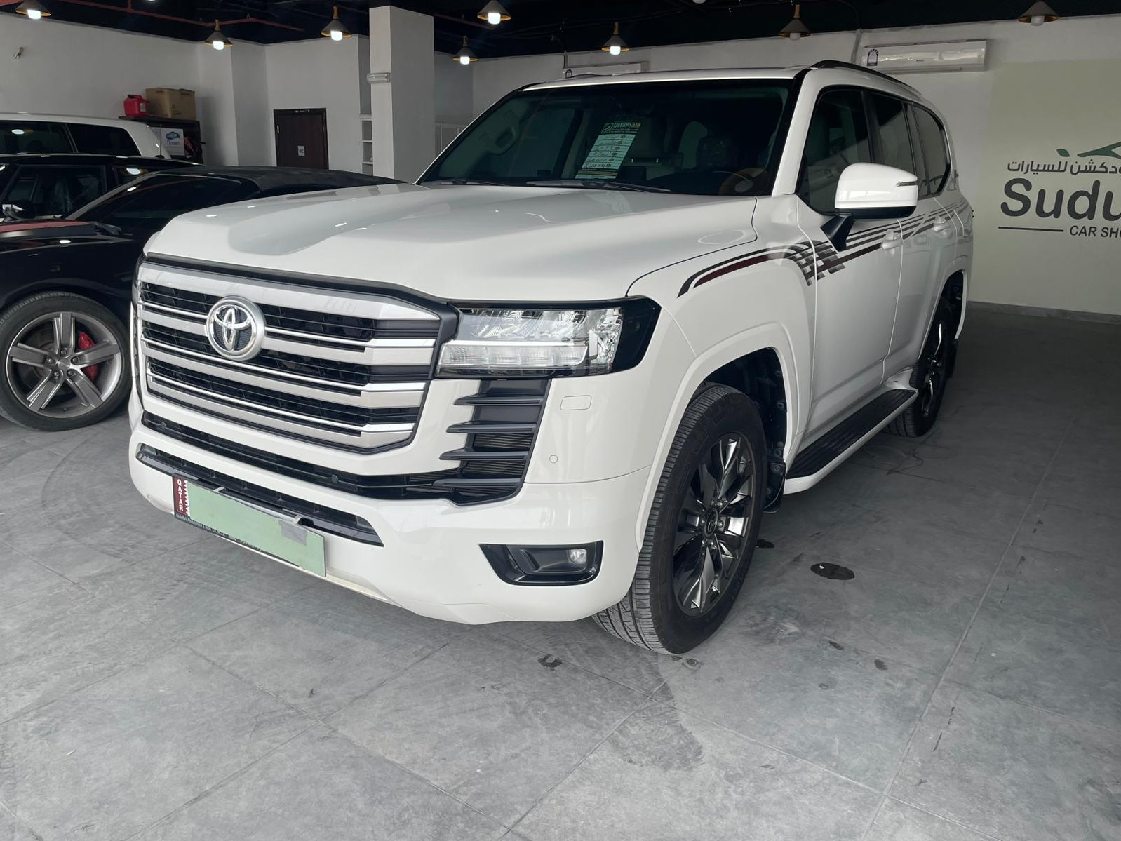 Toyota Land Cruiser GX.R 2022 - Image 2
