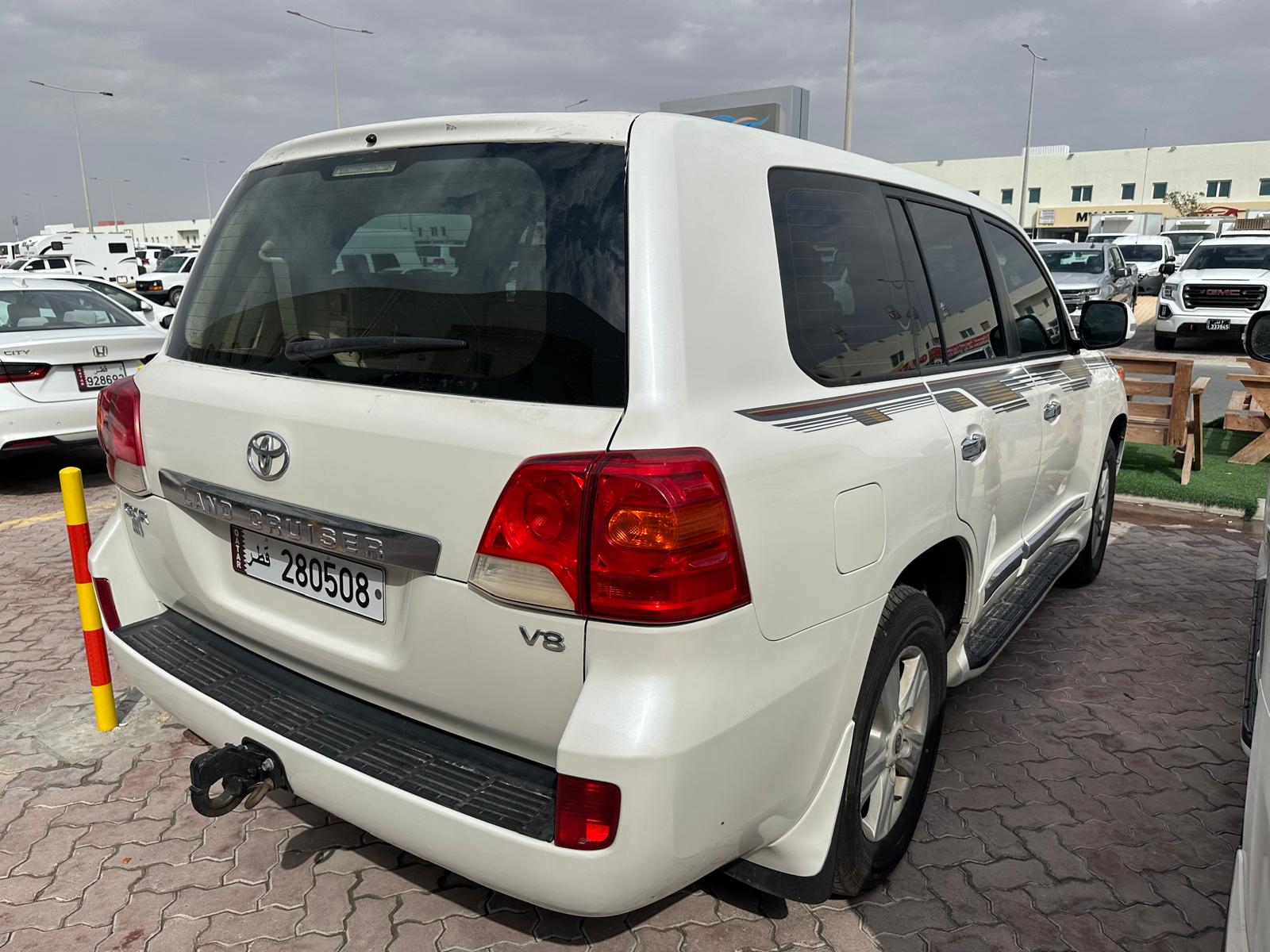 Toyota Land Cruiser GXR v8 2013 - Image 4