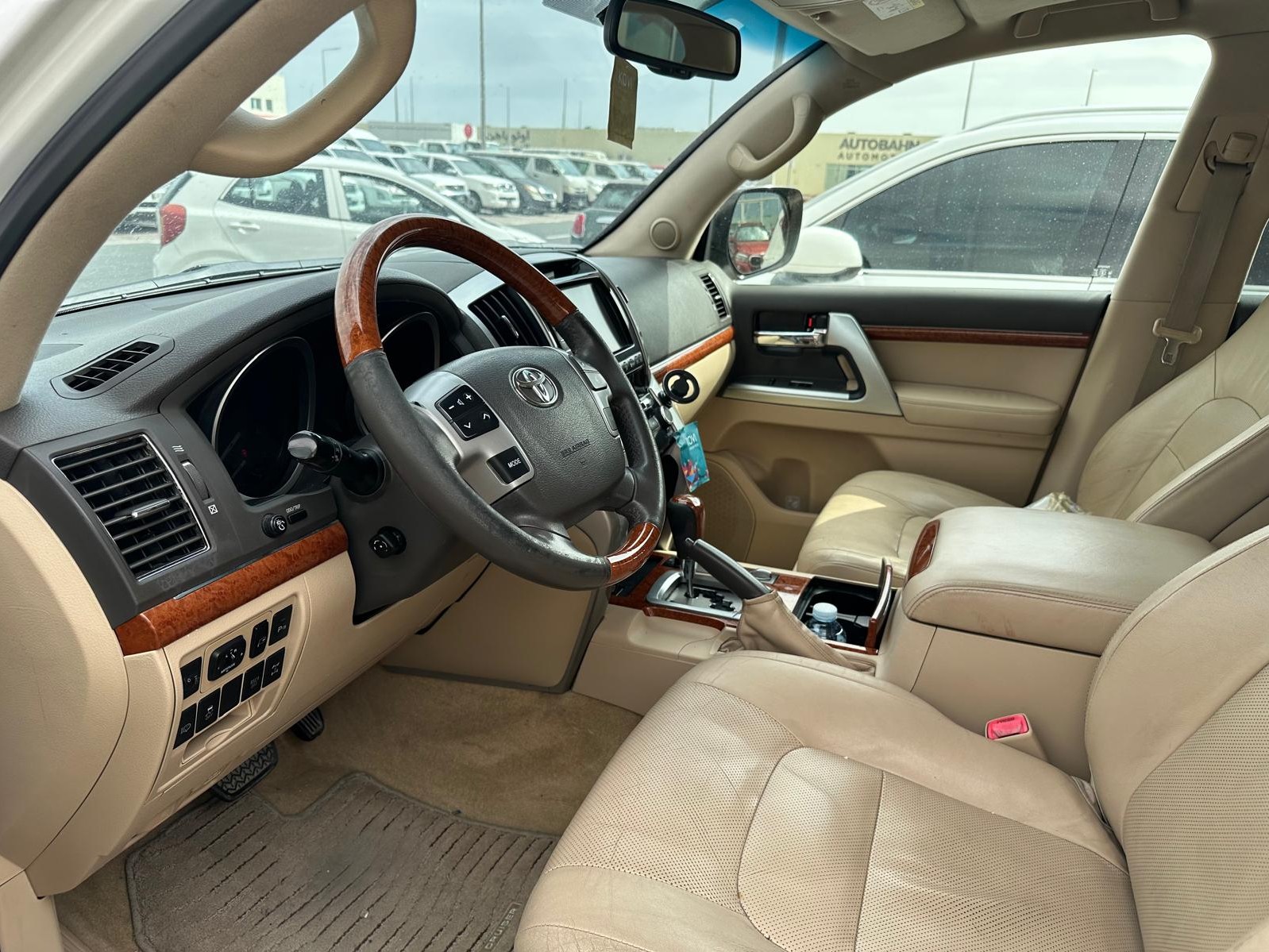 Toyota Land Cruiser VX.R 2014 - Image 4