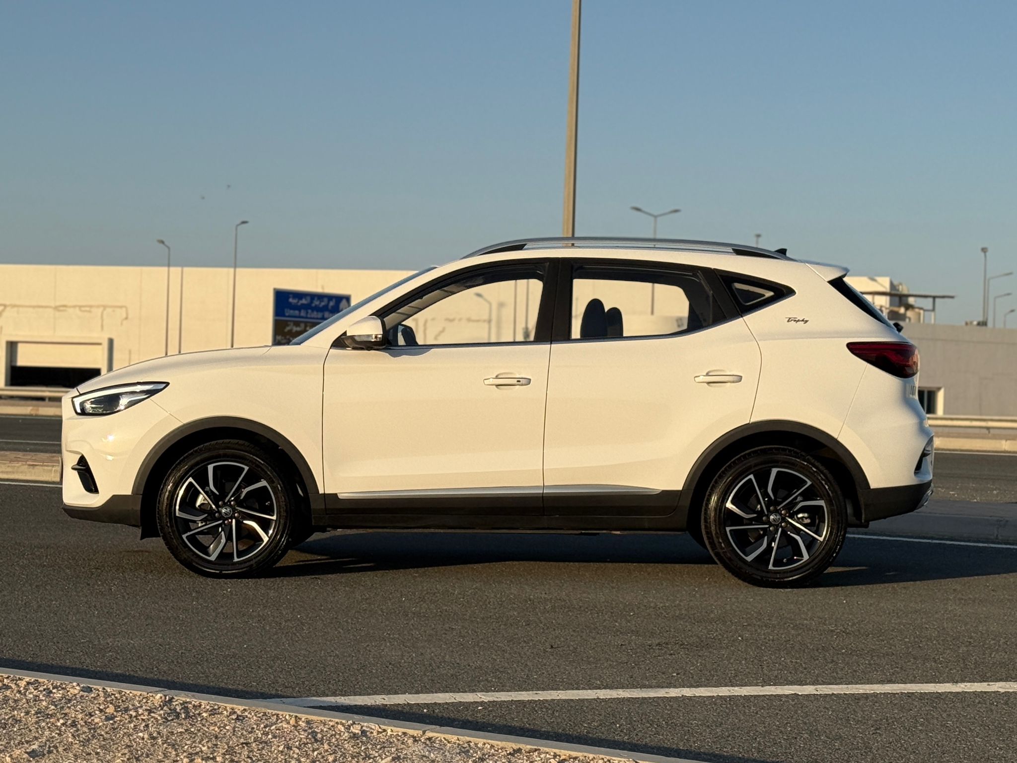 MG  zs  2023 - Image 2