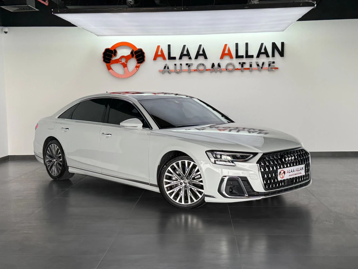 Audi A8 L  2024