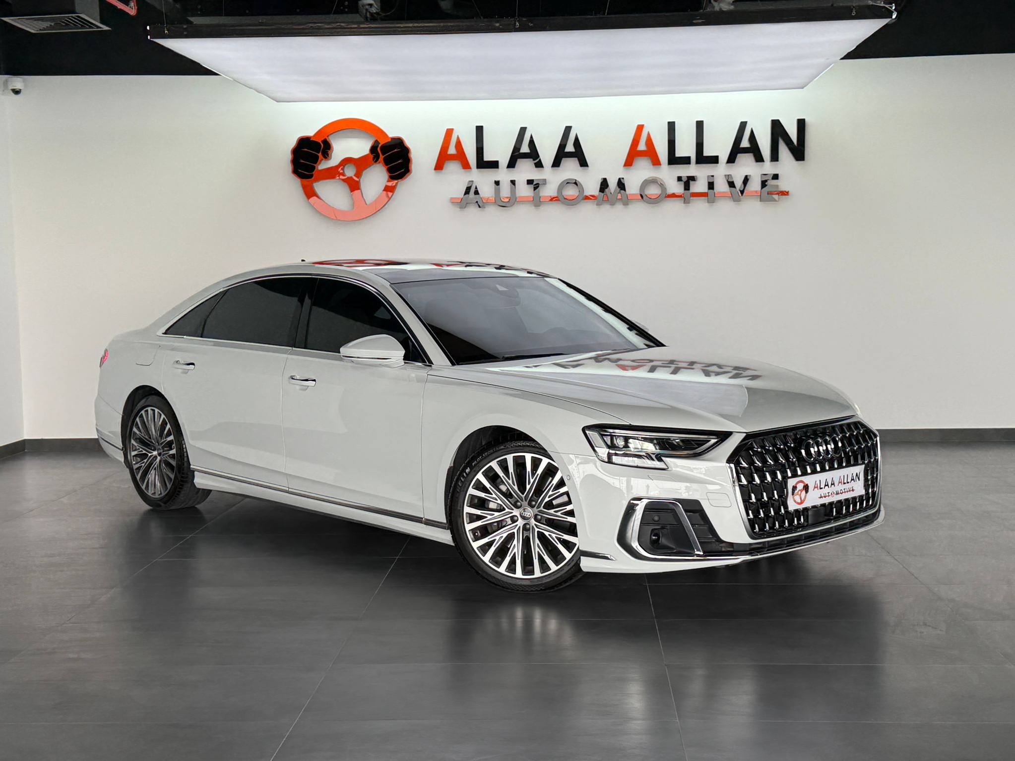 Audi A8 L  2024