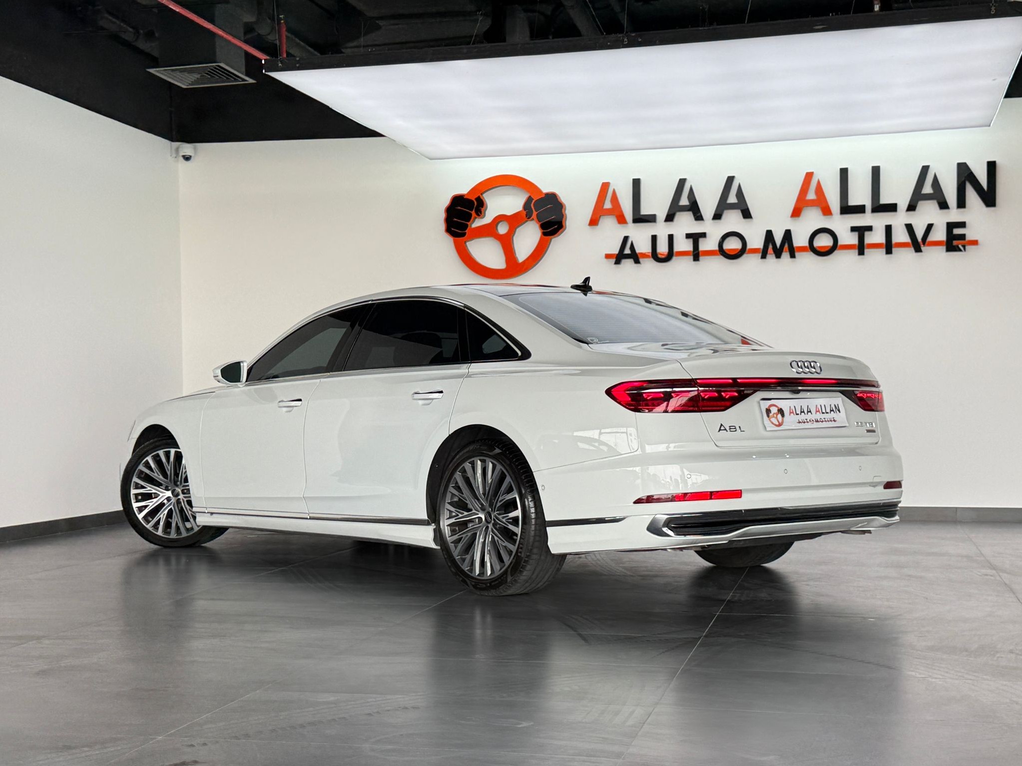 Audi A8 L  2024 - Image 2