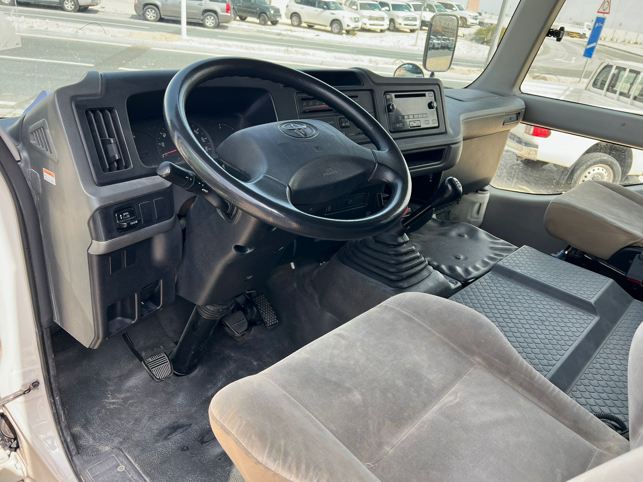Toyota Coaster 30 seater diesel 2019 - Image 2