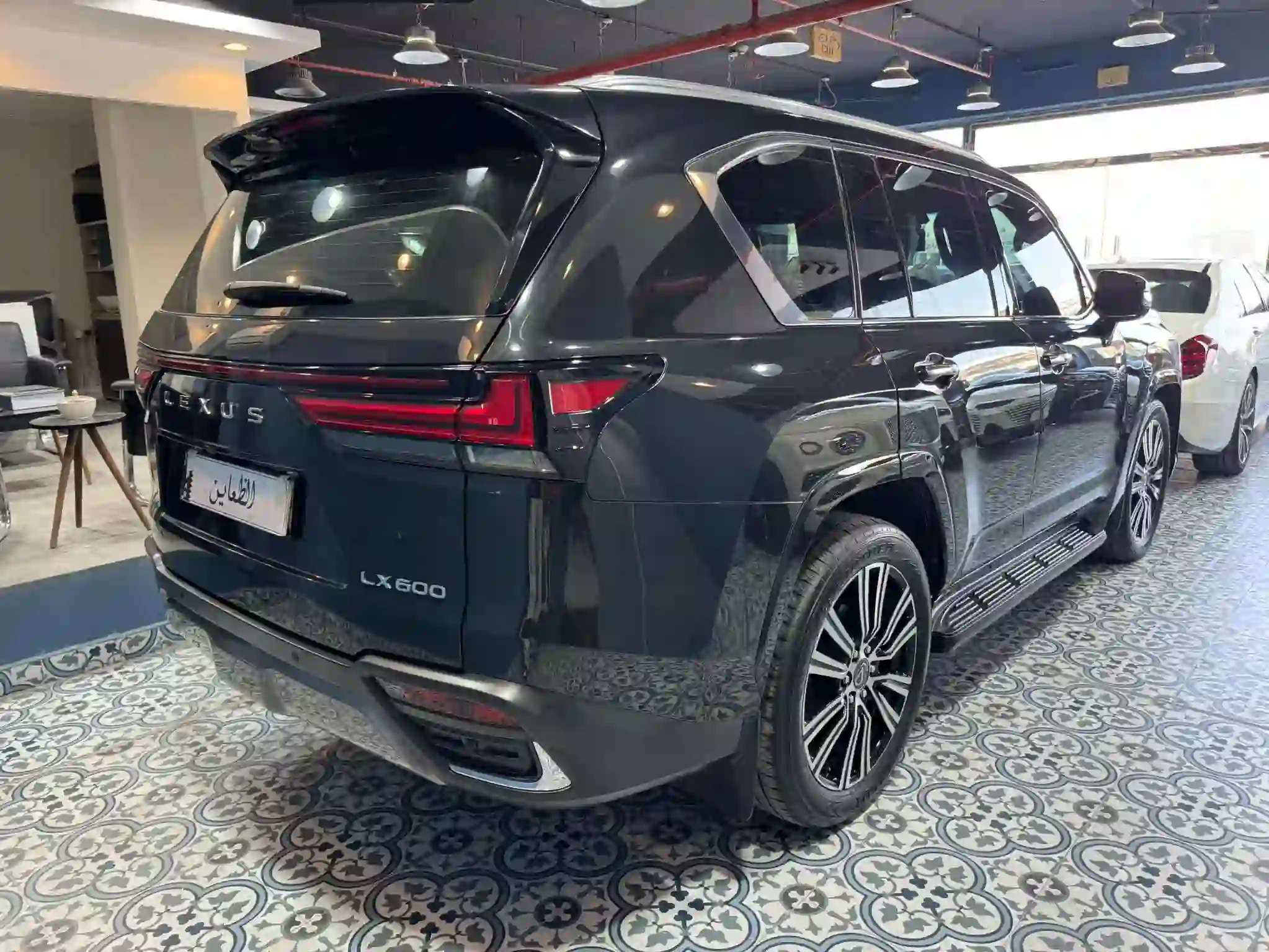 Lexus LX 600 2024 - Image 2