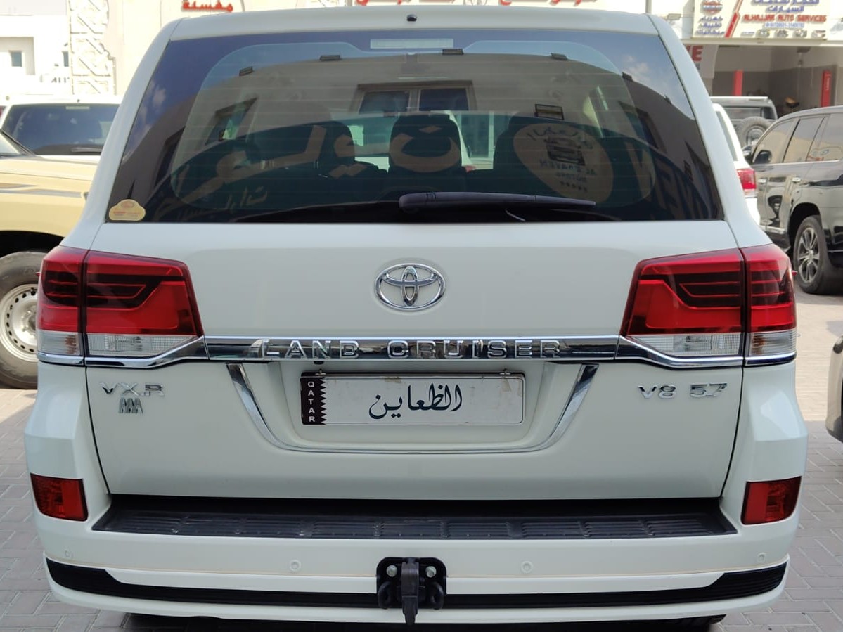 Toyota Land Cruiser VX.R 2021 - Image 2