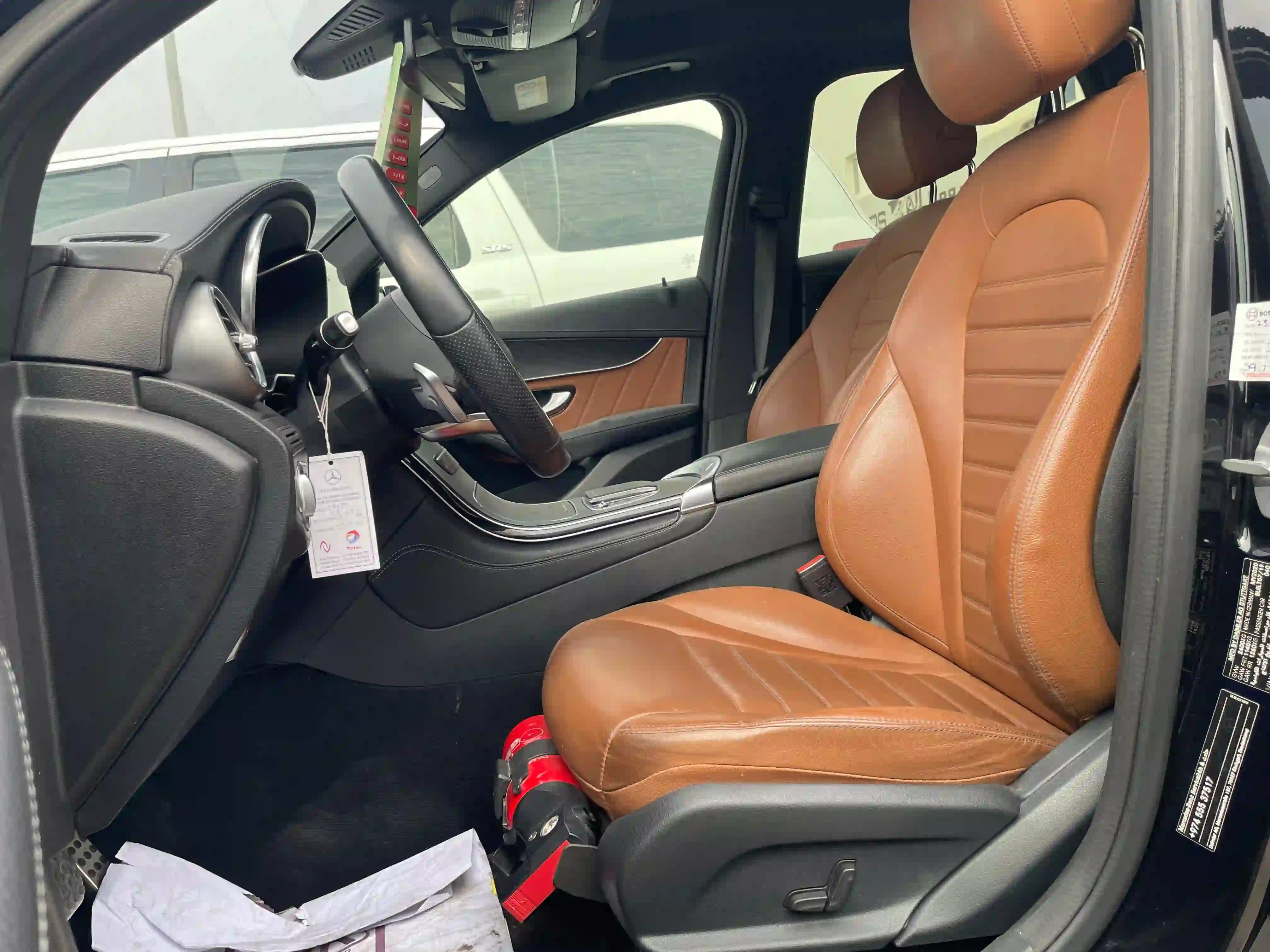 Mercedes-Benz GLC  300 2020 - Image 2